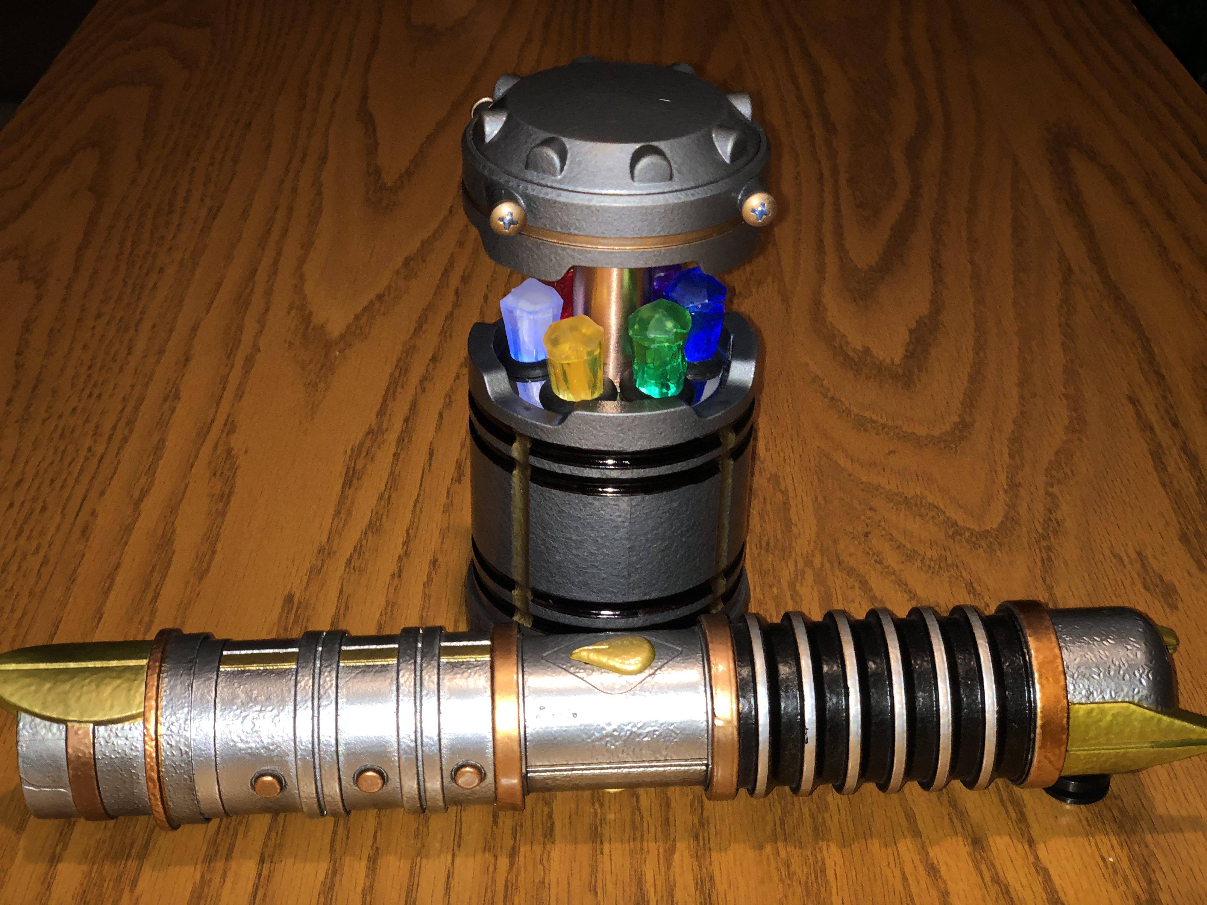 Really happy with how my Kyber Crystal Storage Unit build turned out.