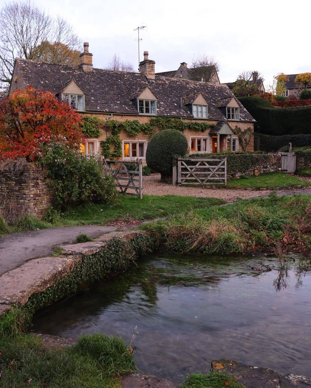 Upper Slaughter, Gloucestershire r/villages