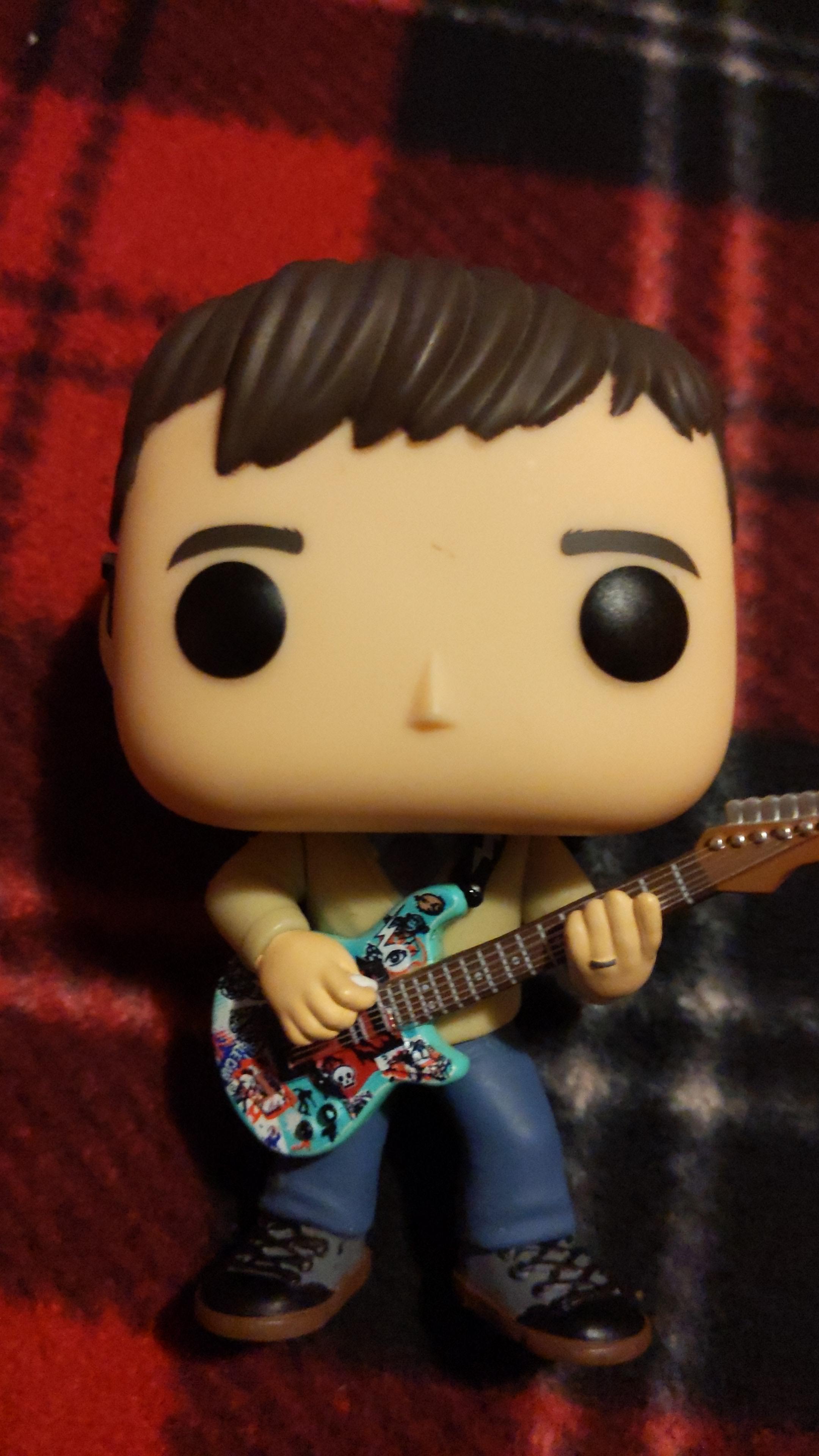 His glasses broke so now I have Pinkerton era Rivers Cuomo r/weezer