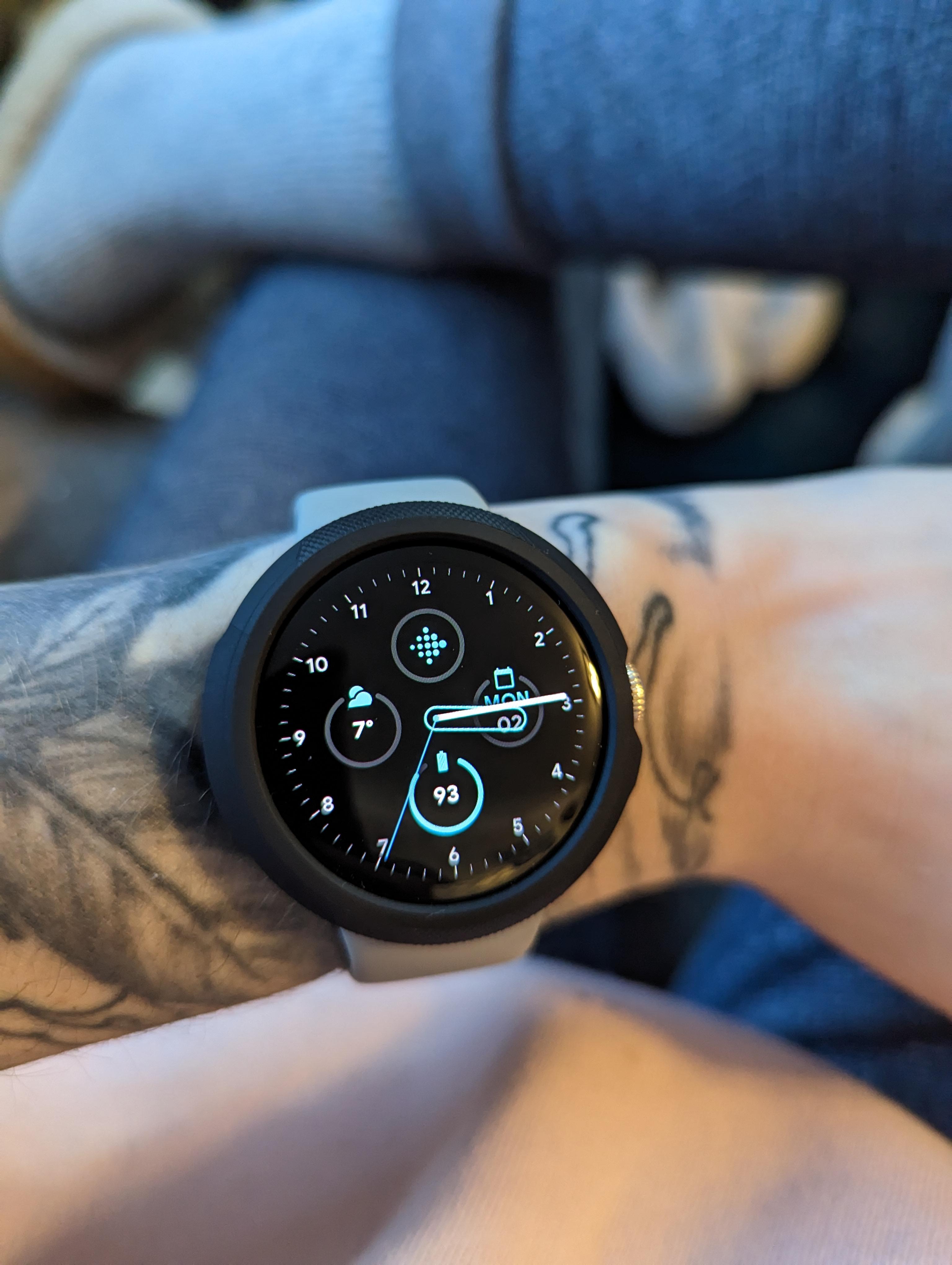 My new Spigen watch case has arrived, now it matches my phone 😍 r