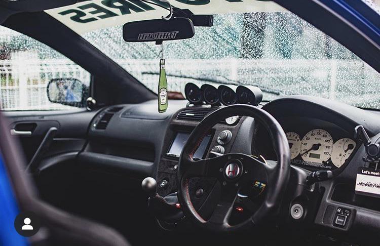 Steering wheel is quick release. Anyone know where I can get this? All