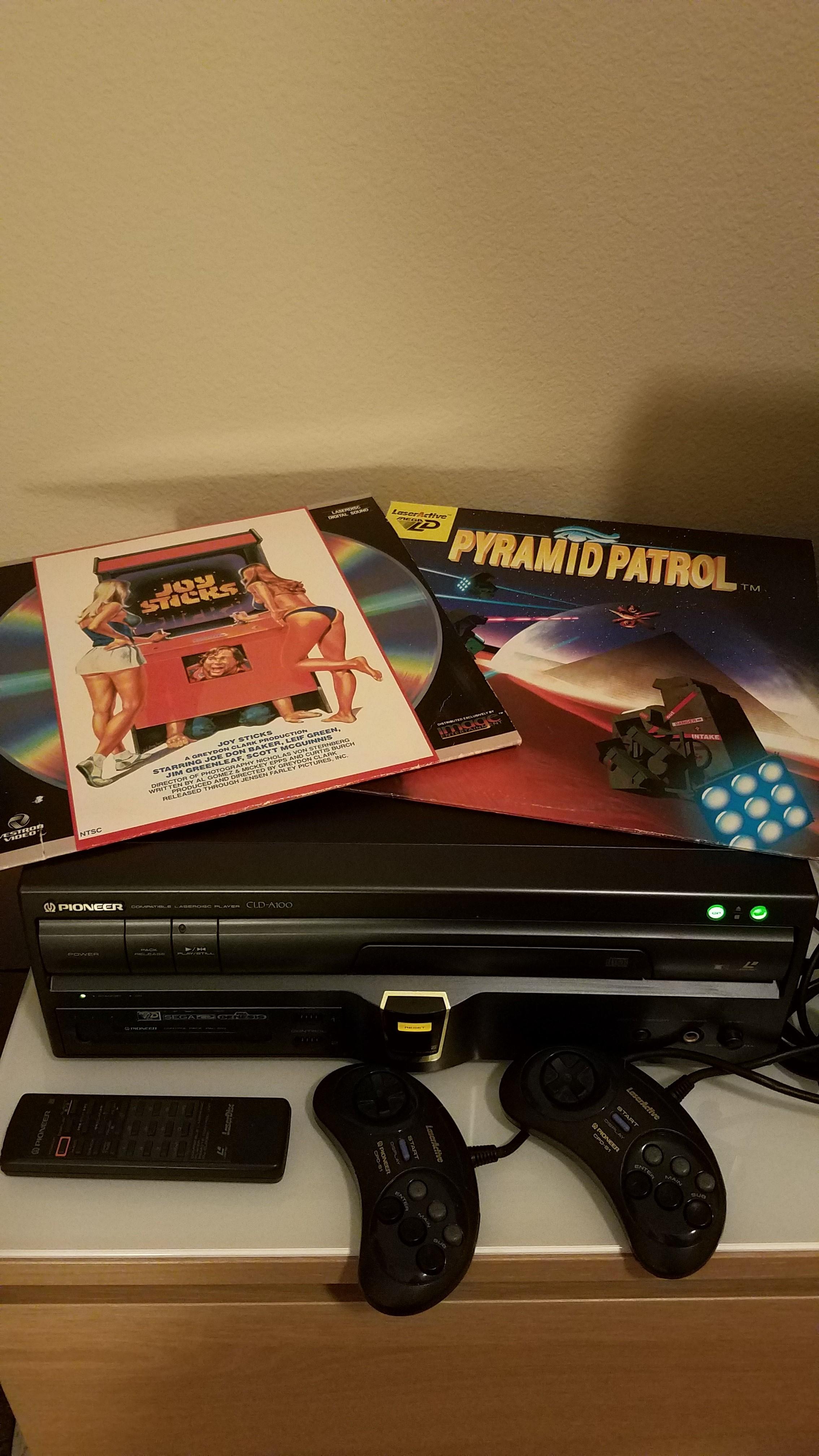 Got a Pioneer LaserActive CLDA100 LaserDisc Player with SEGA Genesis