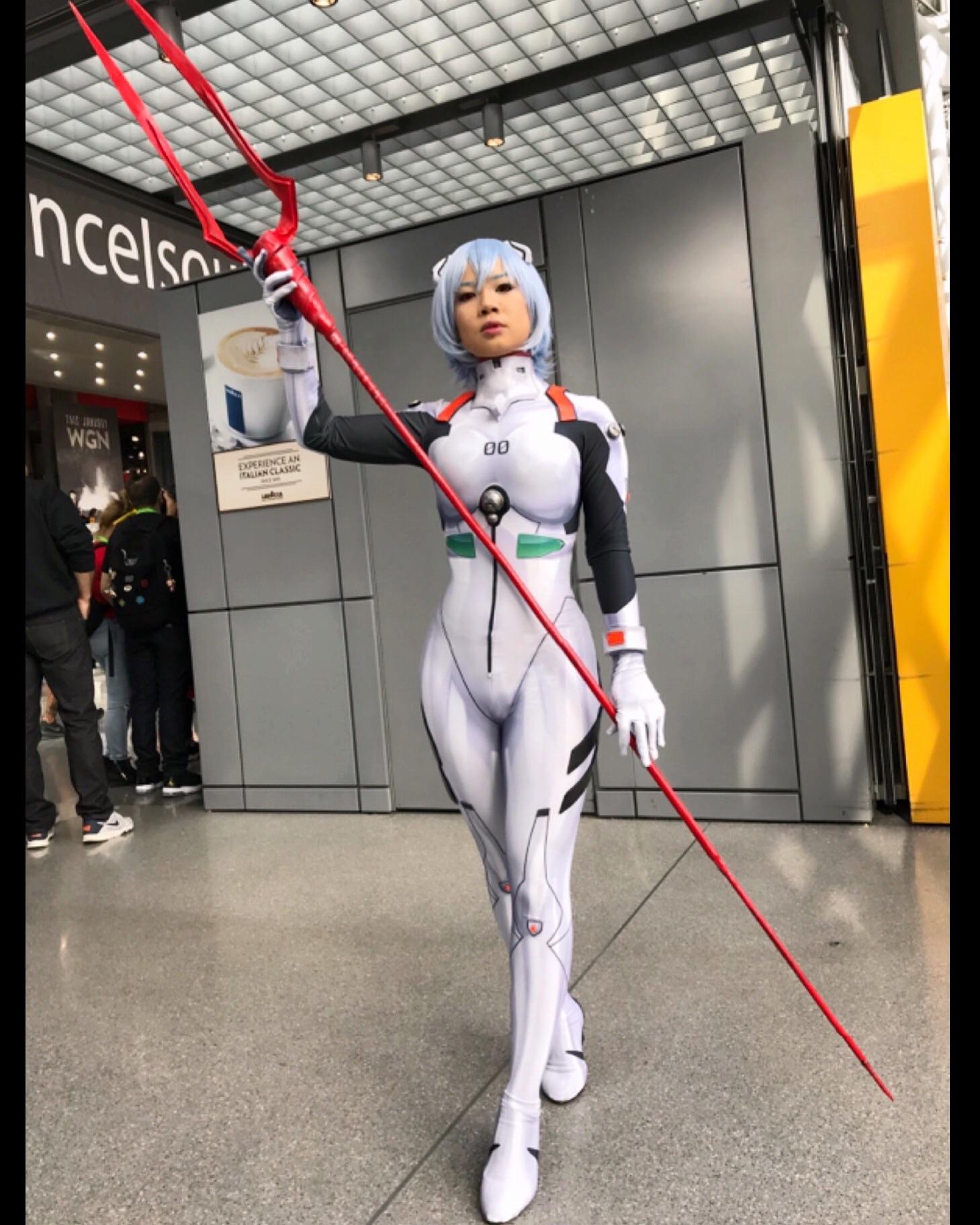 Finally finished my Plugsuit Rei cosplay after years of planning
