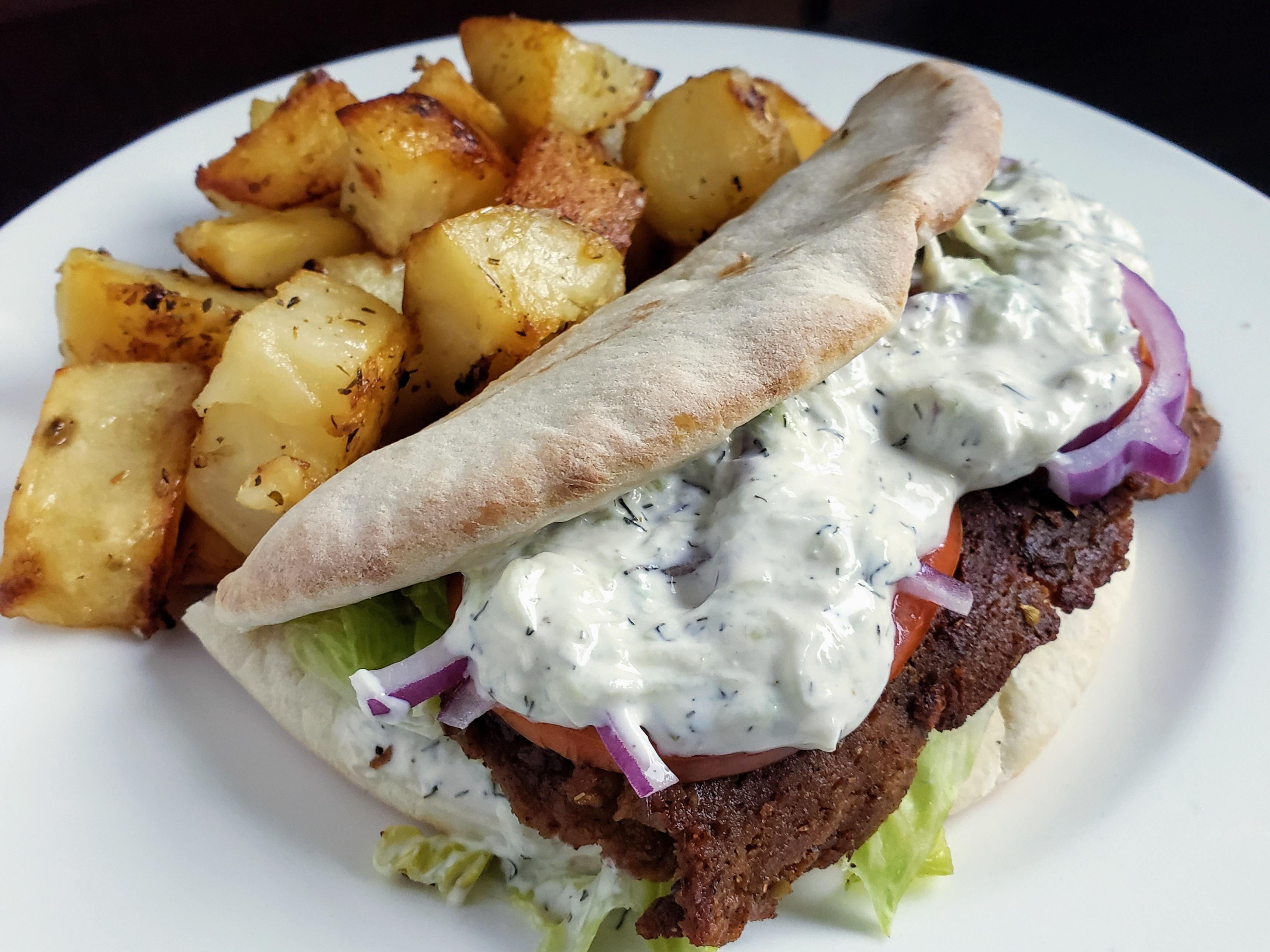VEGAN GYROS & TZATZIKI r/veganrecipes