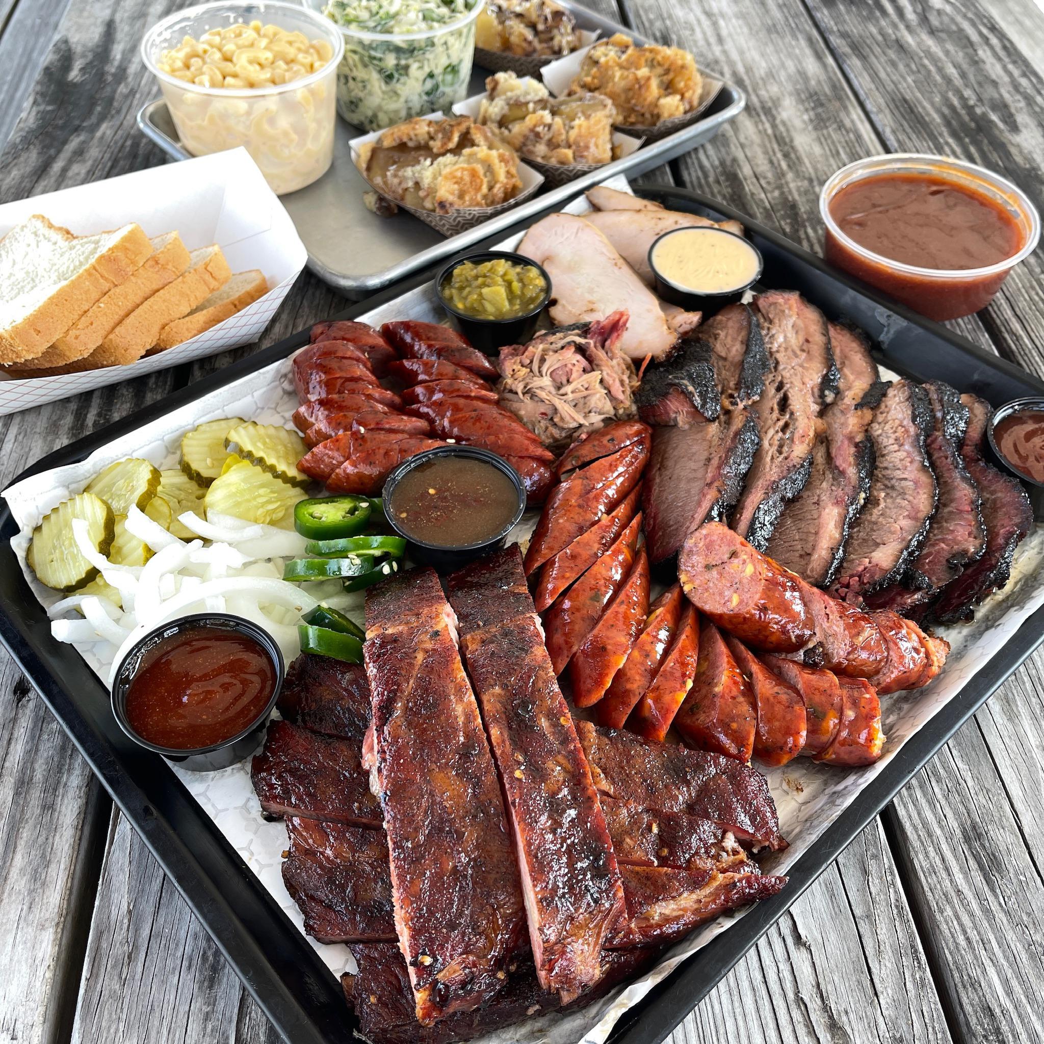 [I Ate] BBQ Platter r/food