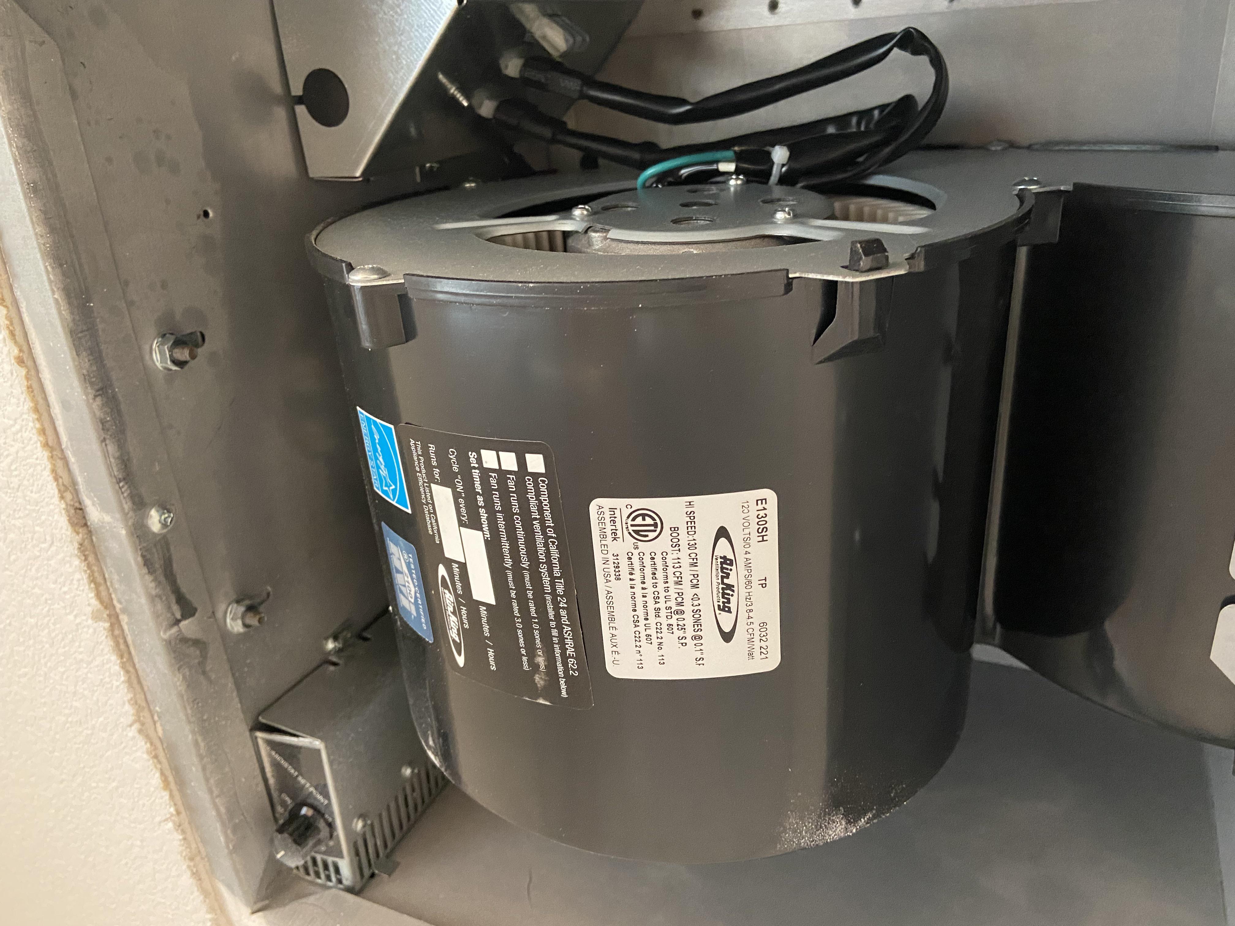 2 bathroom fans won’t turn on. r/askanelectrician