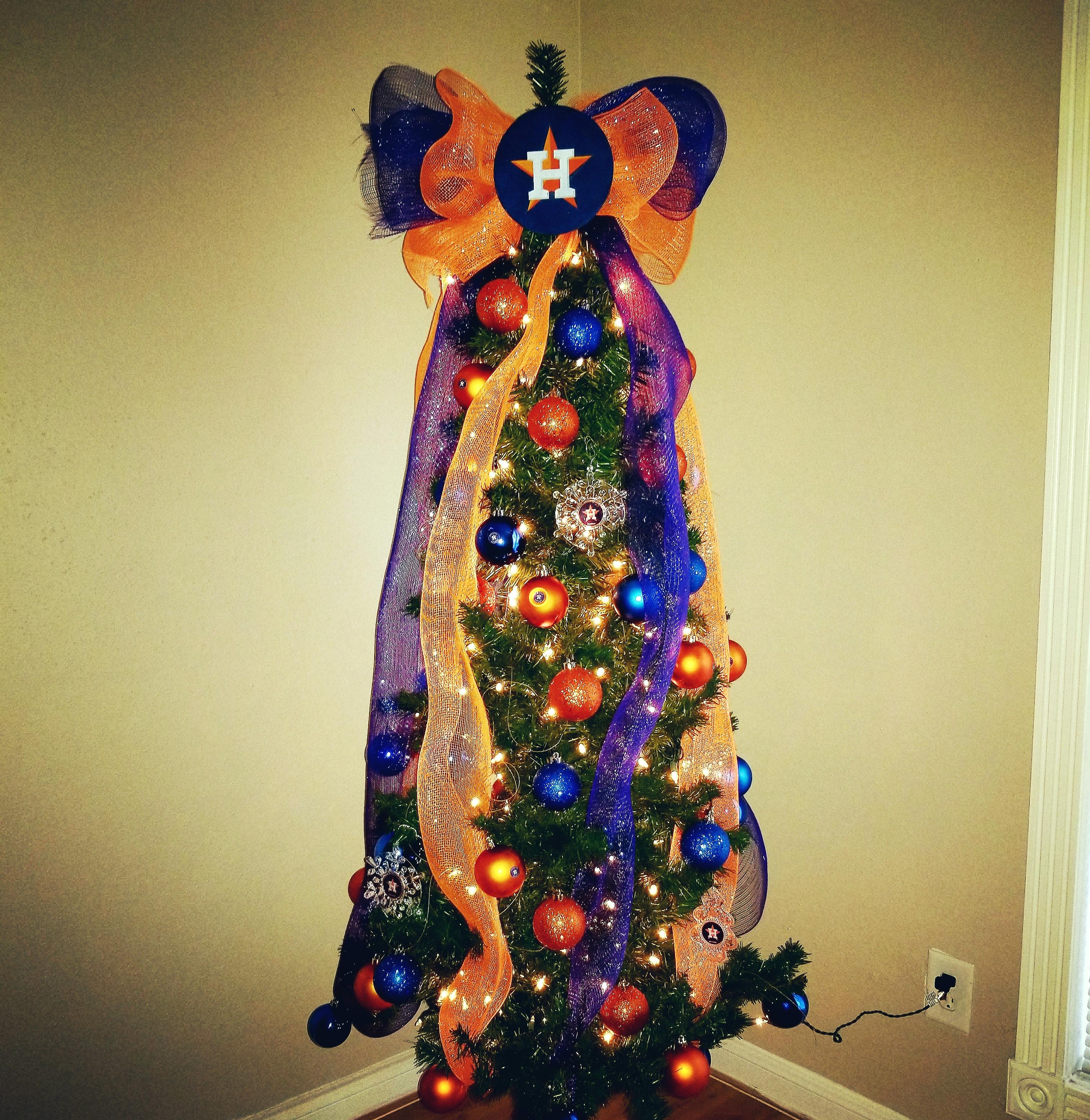 Christmas Tree theme HOUSTON ASTROS WORLD SERIES CHAMPS! Tree topper