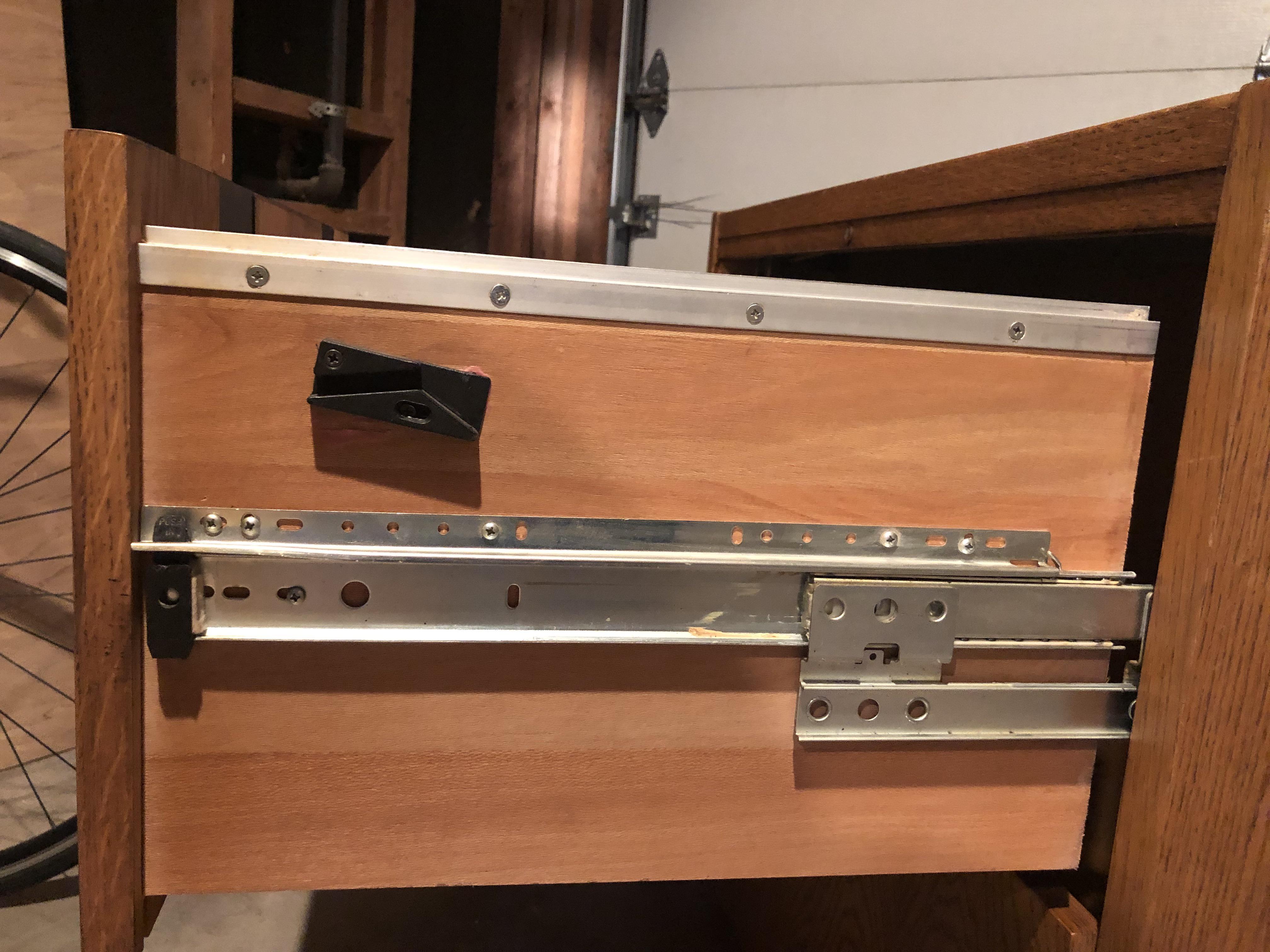 I’m trying to restore an old wood veneer filing but I can’t