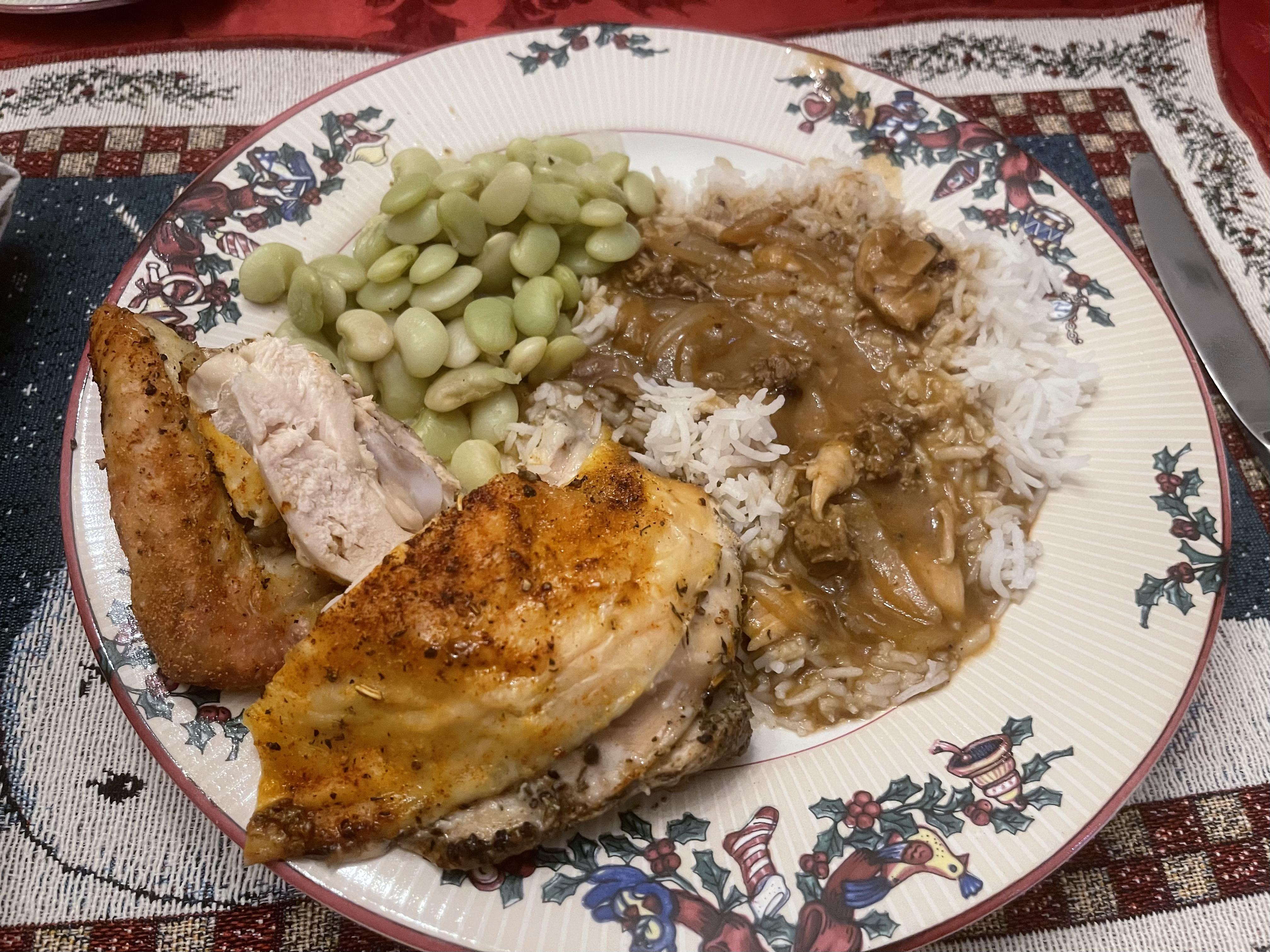 Baked chicken, giblet gravy over rice, and butter beans r/DixieFood