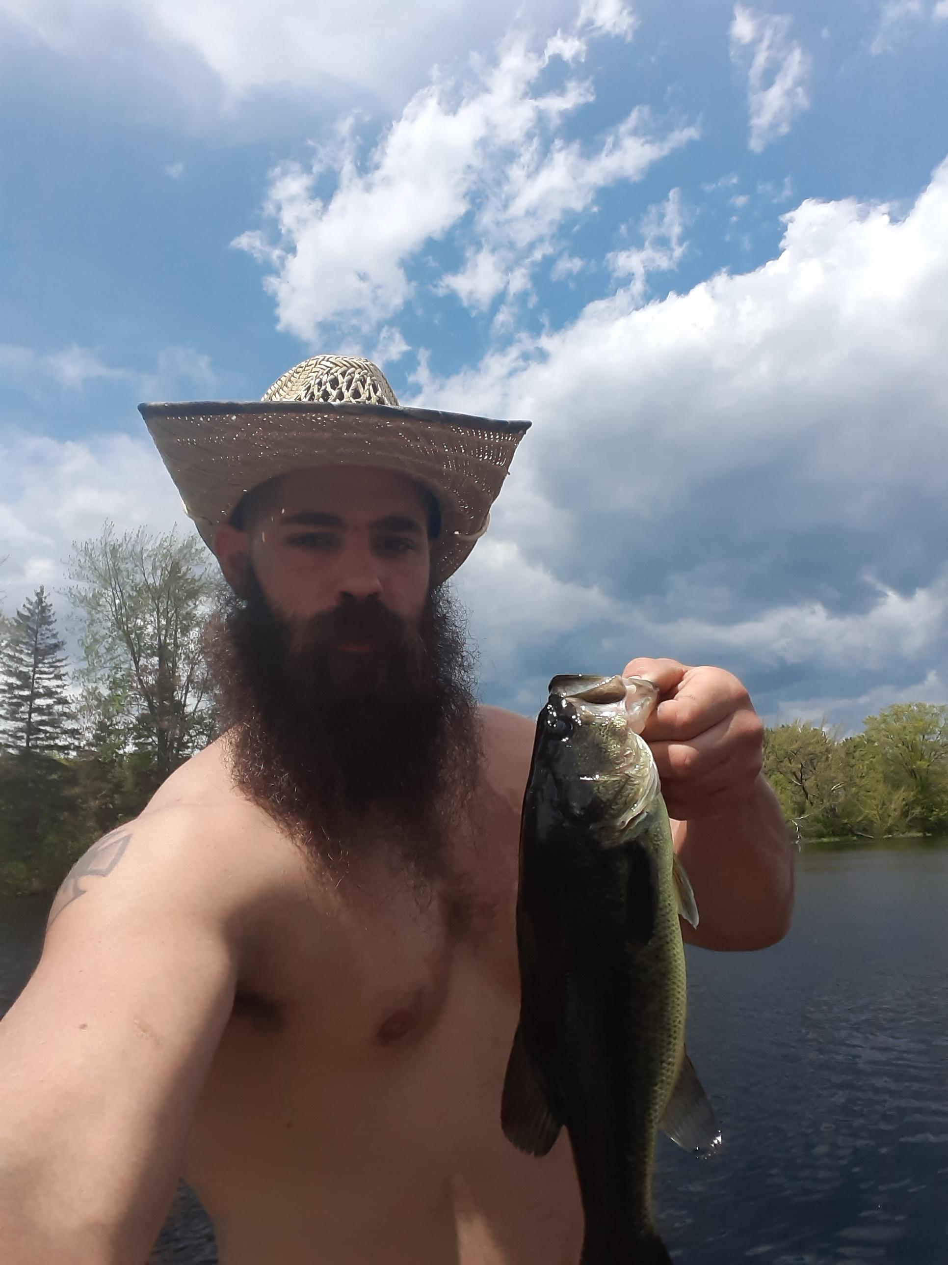 Beard and a bass r/beards