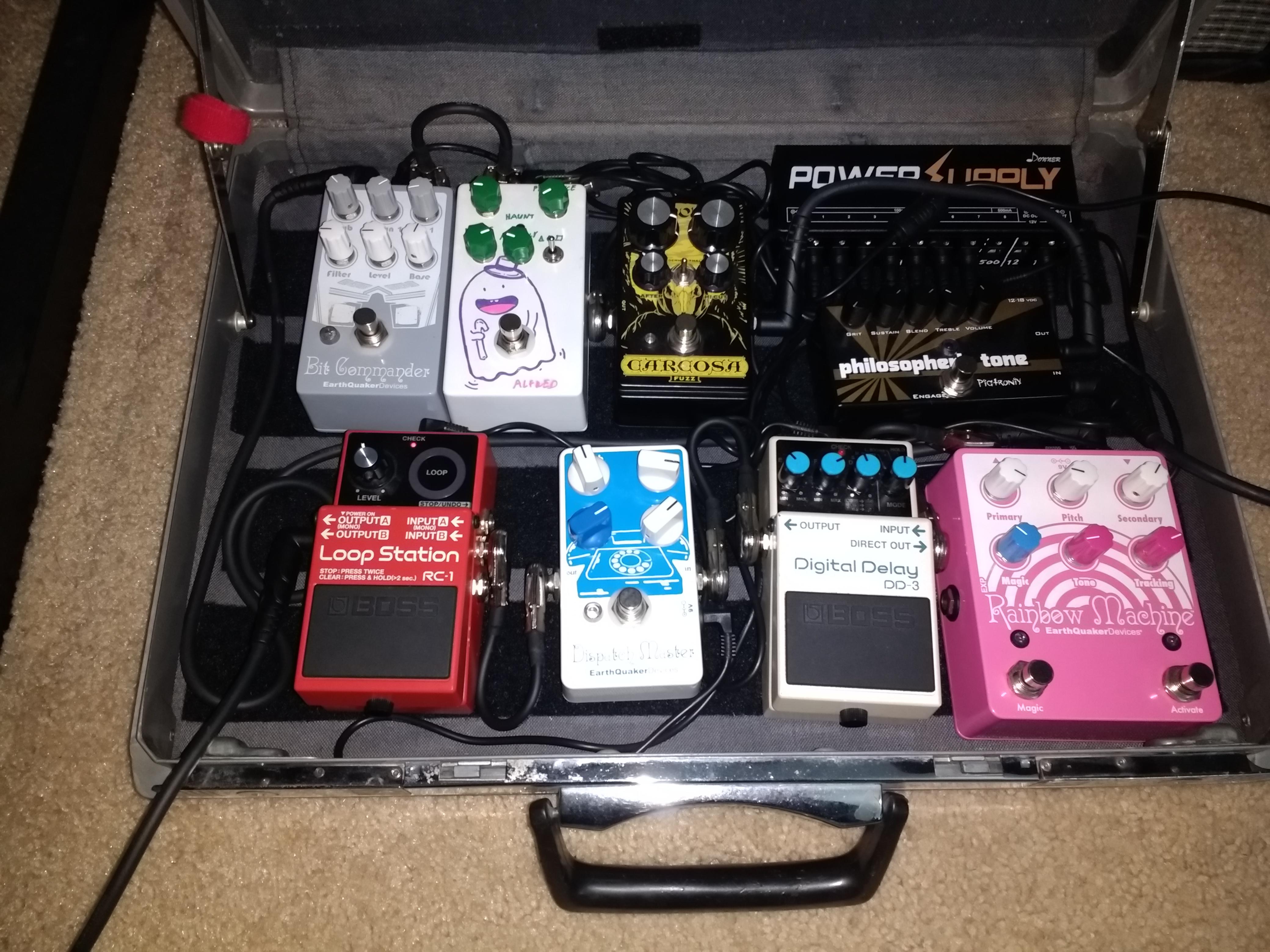 Reassembled my briefcase pedalboard r/guitarpedals