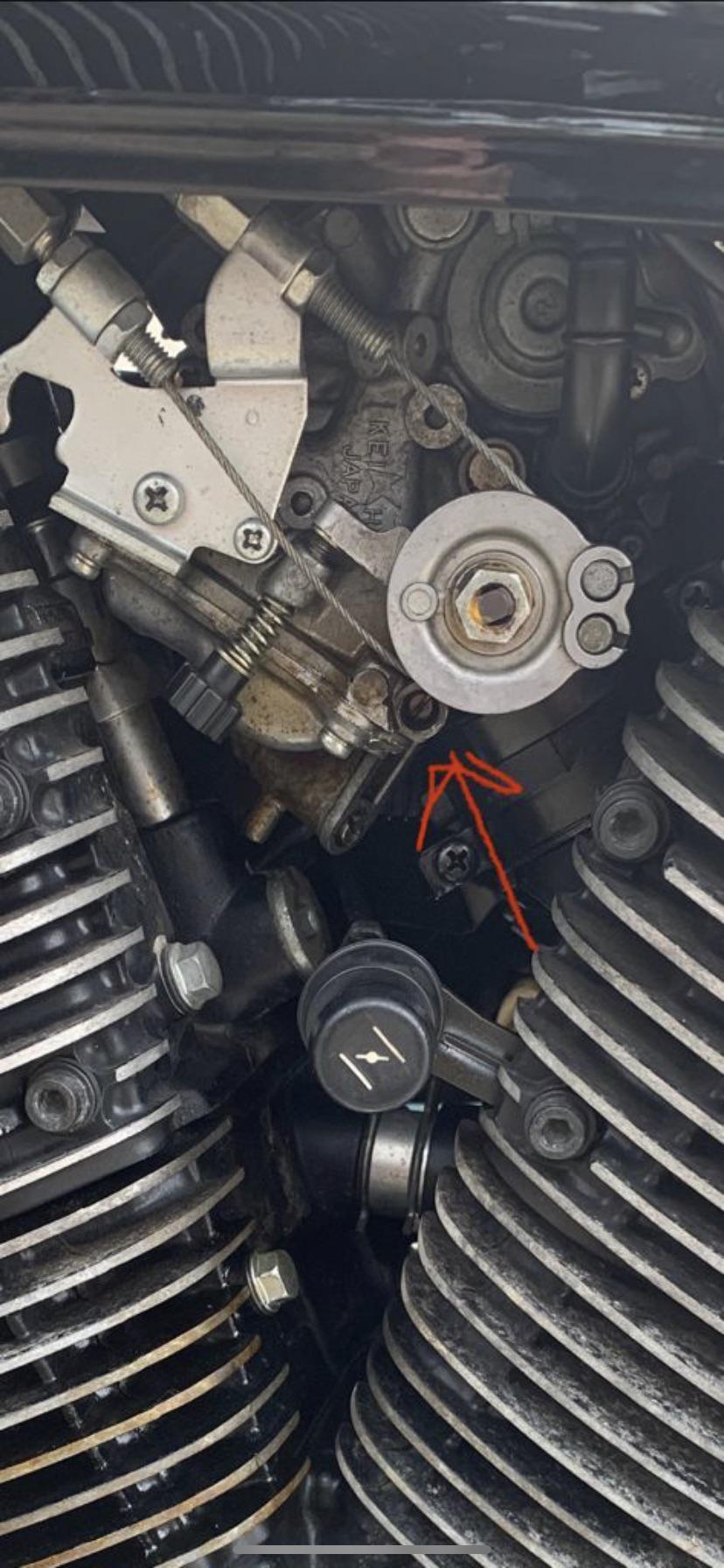 Leaking gas from this screw….bad o ring? r/hondashadow