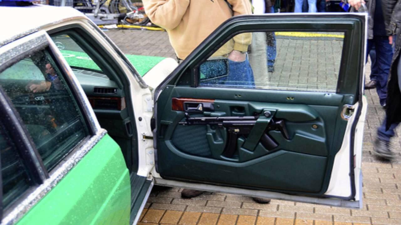 Built in gun holder in the car r/ofcoursethatsathing