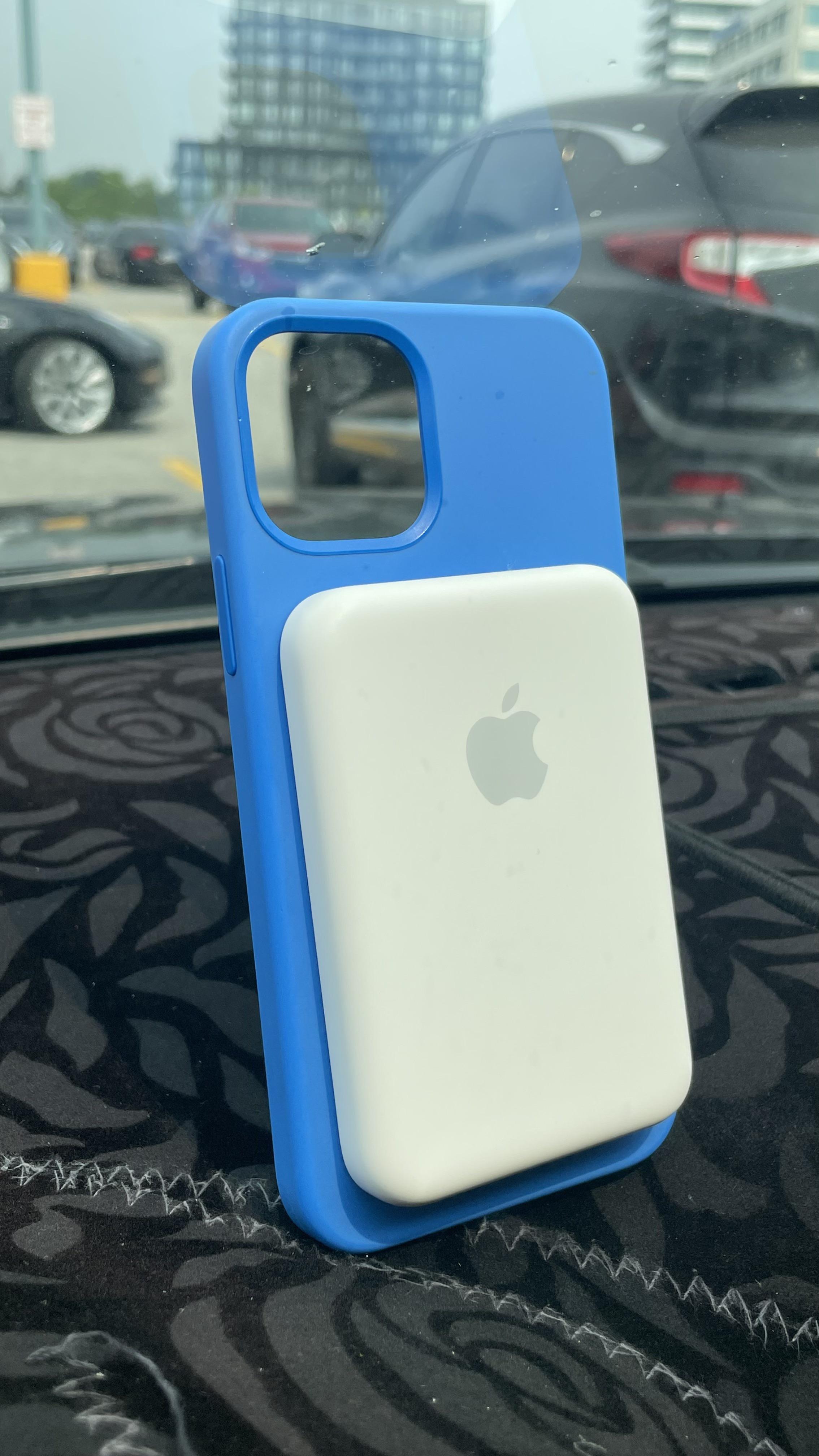 Got my battery pack! MagSafe