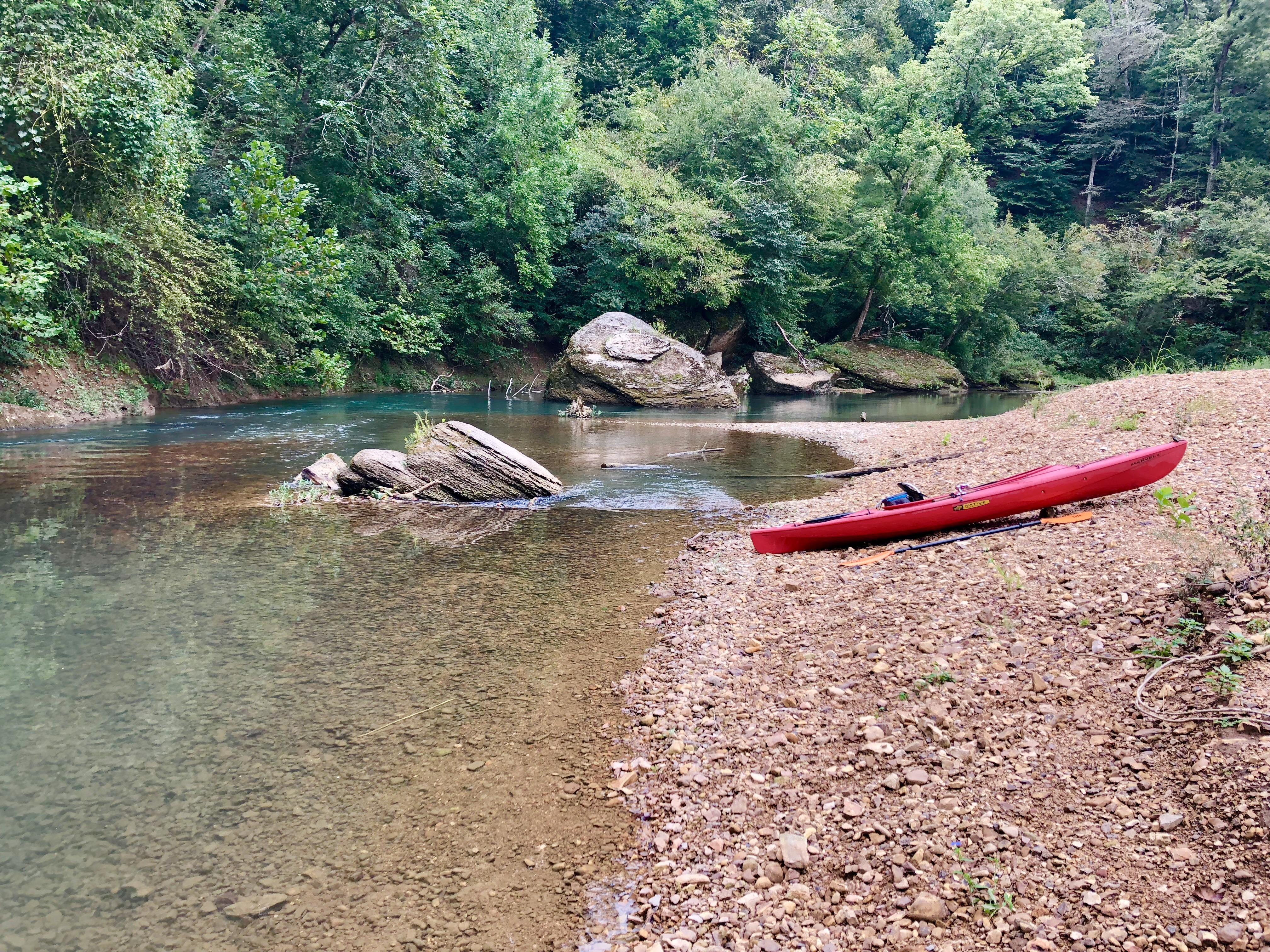 Piney River on a Monday! What better way to start the week?! r/Kayaking