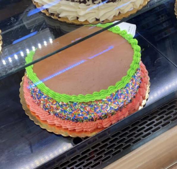 Spotted on a cake at the grocery store cosmoandwanda