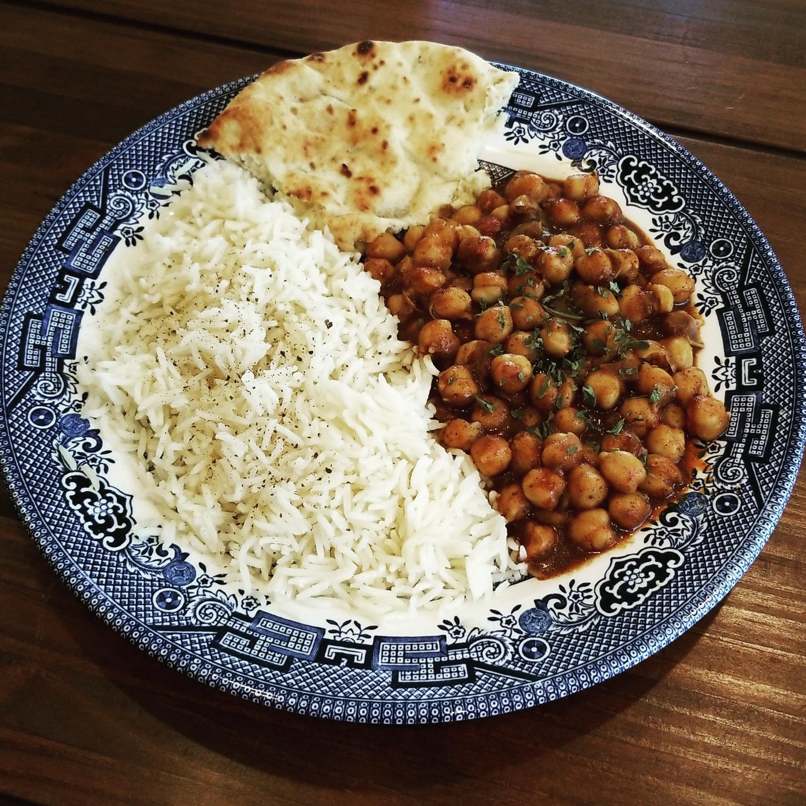 Who else enjoys making Indian food? r/vegetarian