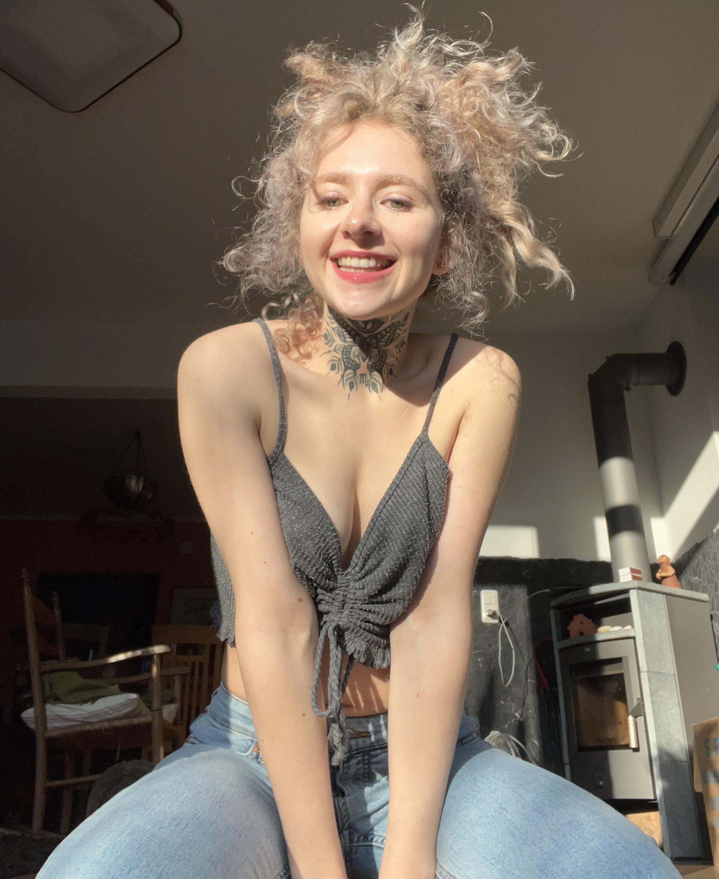 Good morning starshine ⭐️ the earth says hello 🌏 : u/MaryJane_Auryn