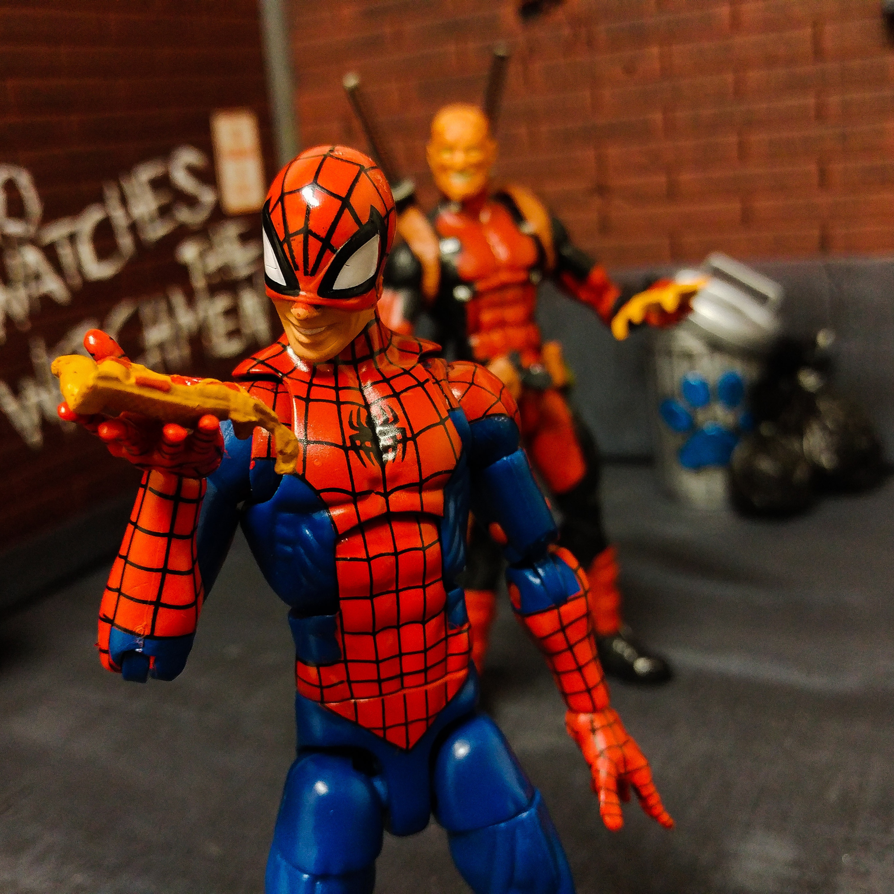 Alleyway pizza time! r/ActionFigures