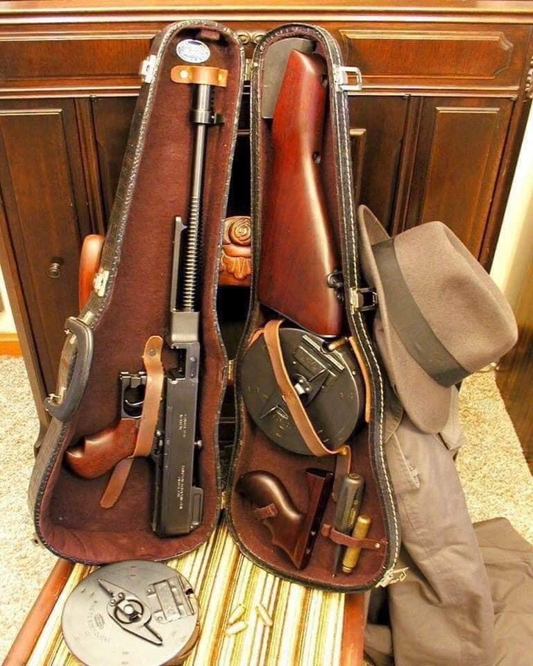 1928 Tommy gun packed in a violin case. r/pics