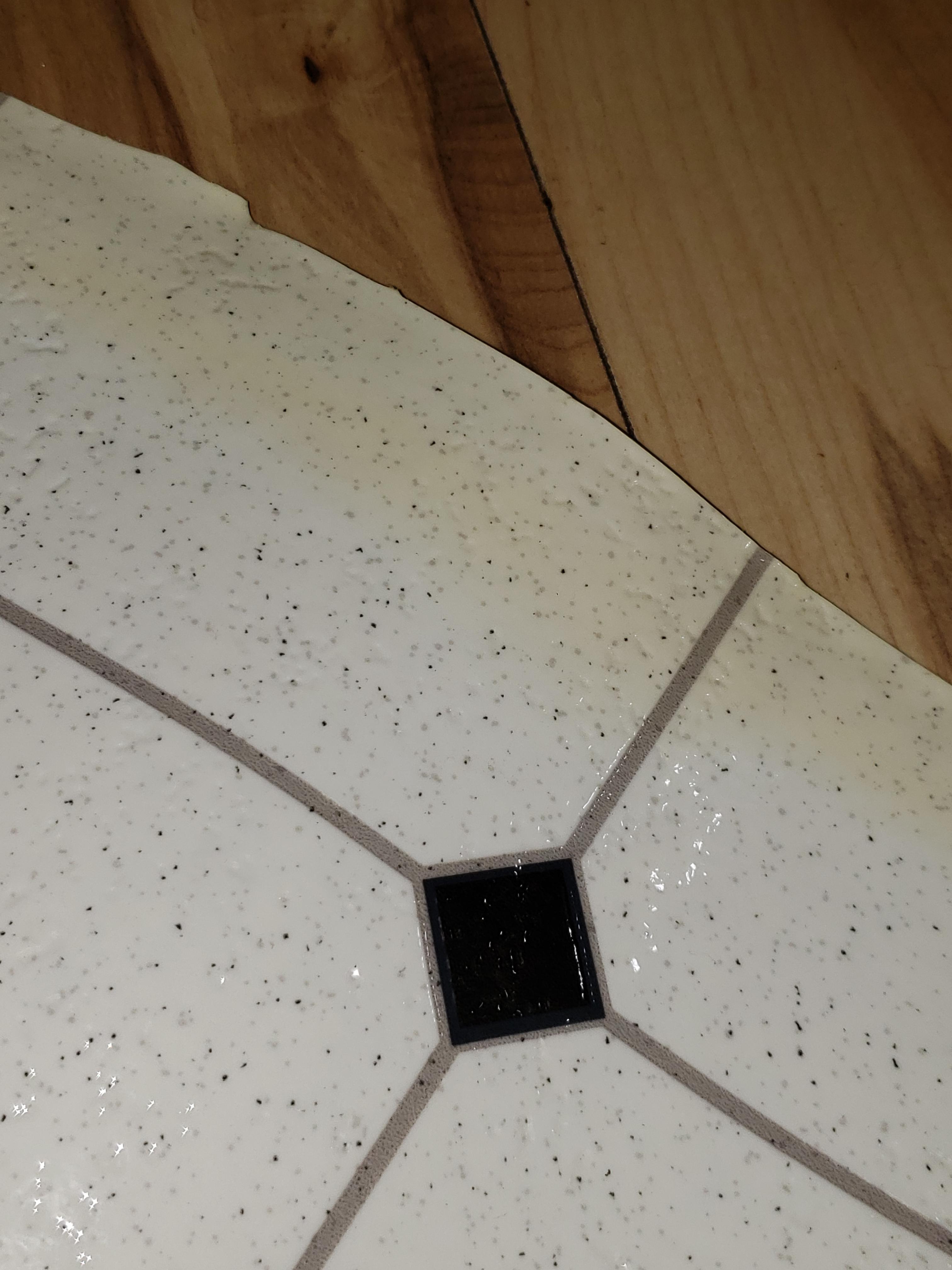 Can yellowing be removed from old vinyl flooring? r/CleaningTips
