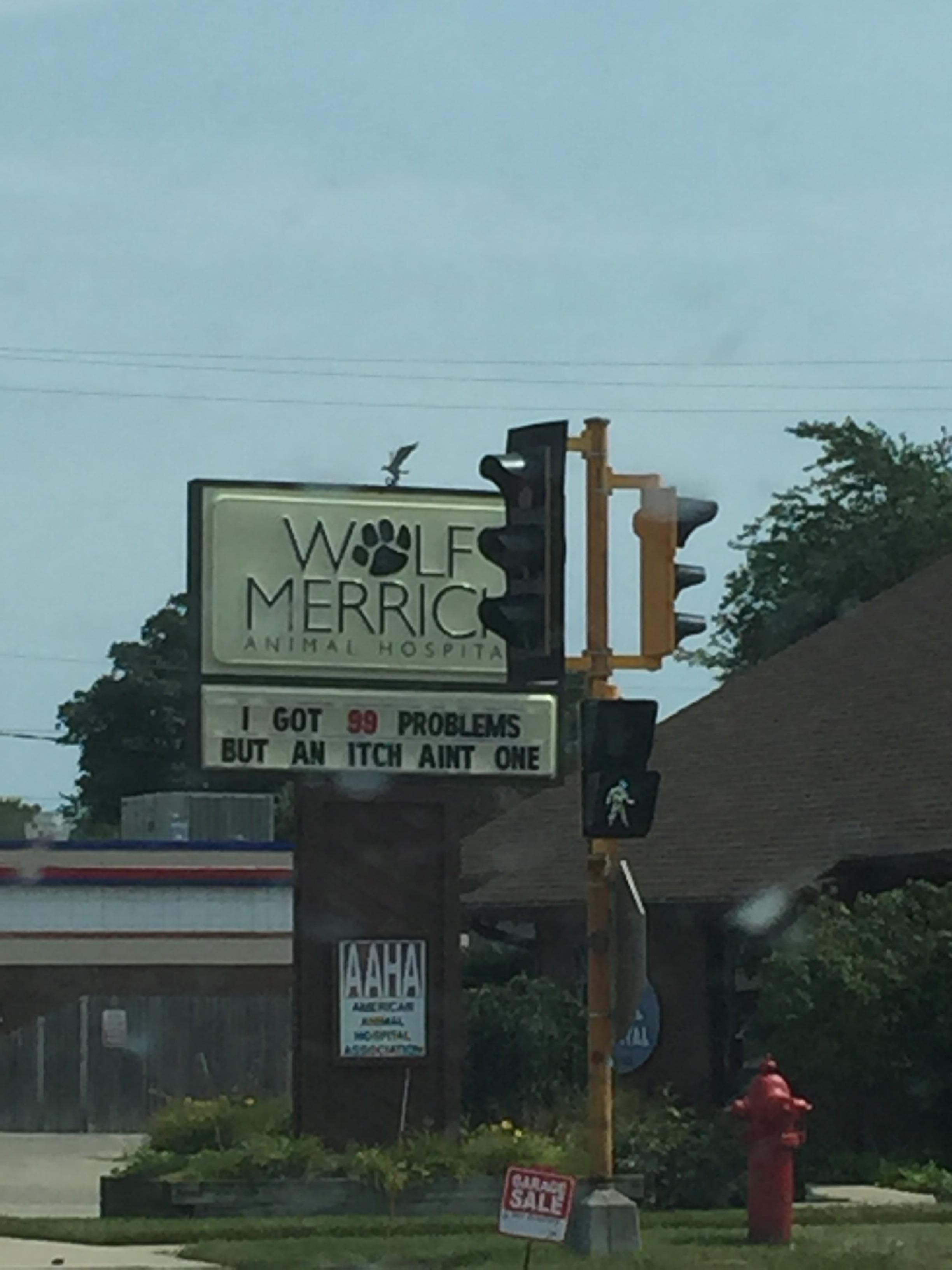 Vet's sign in Kenosha, WI. r/funny