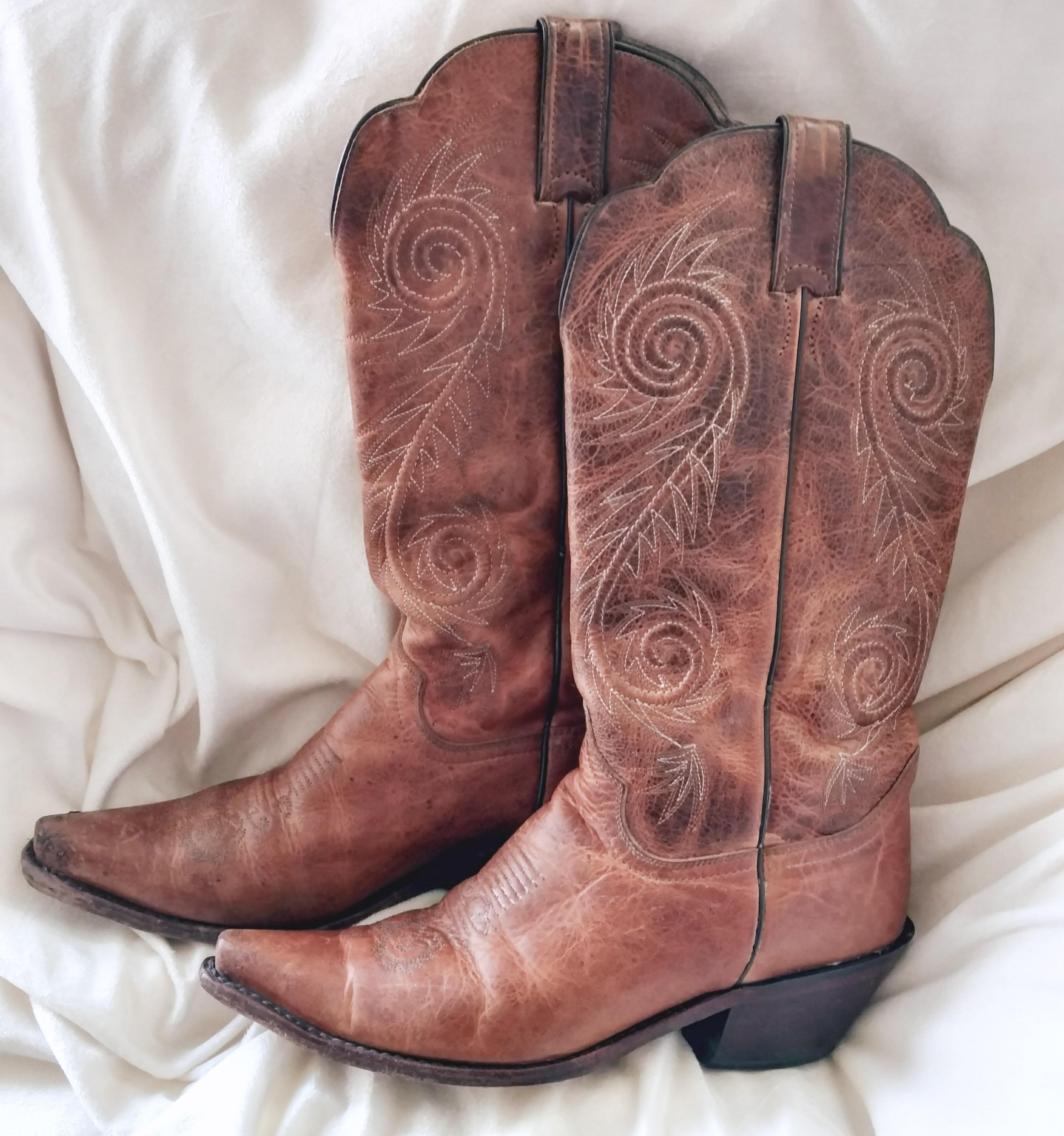 30 best Cowgirl Boots images on Pholder Verified Feet, Thrift Store