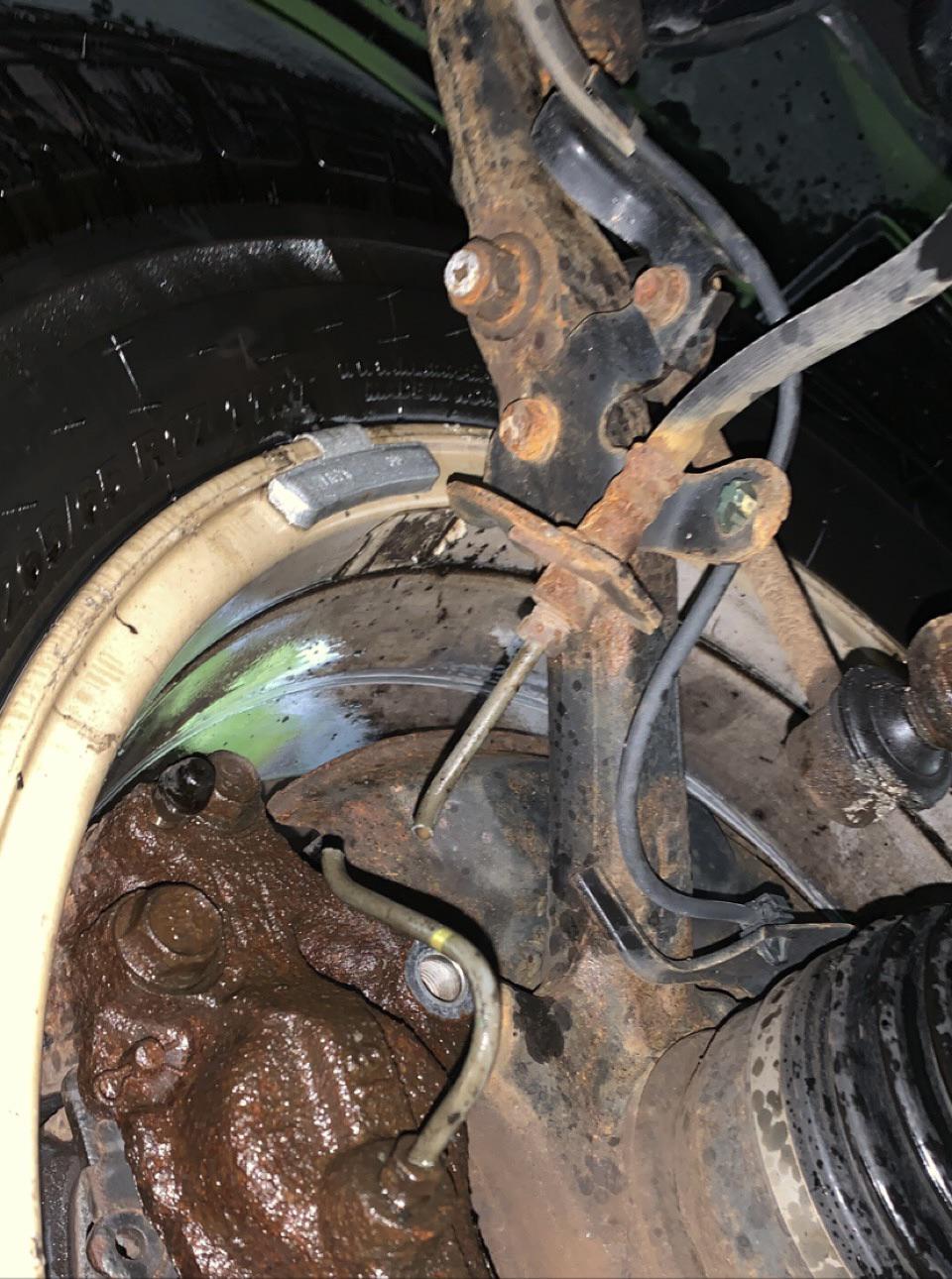 Completely losing your brakes while driving = great test of your