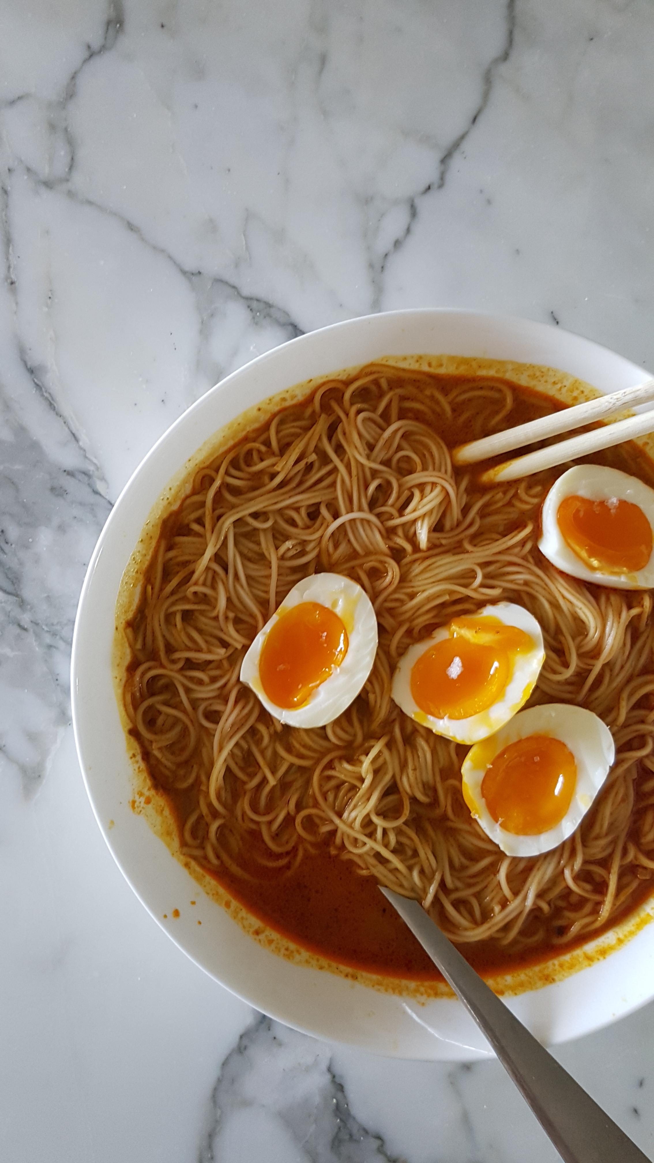 [Homemade] Malaysian curry with noodles and softboiled eggs r/food
