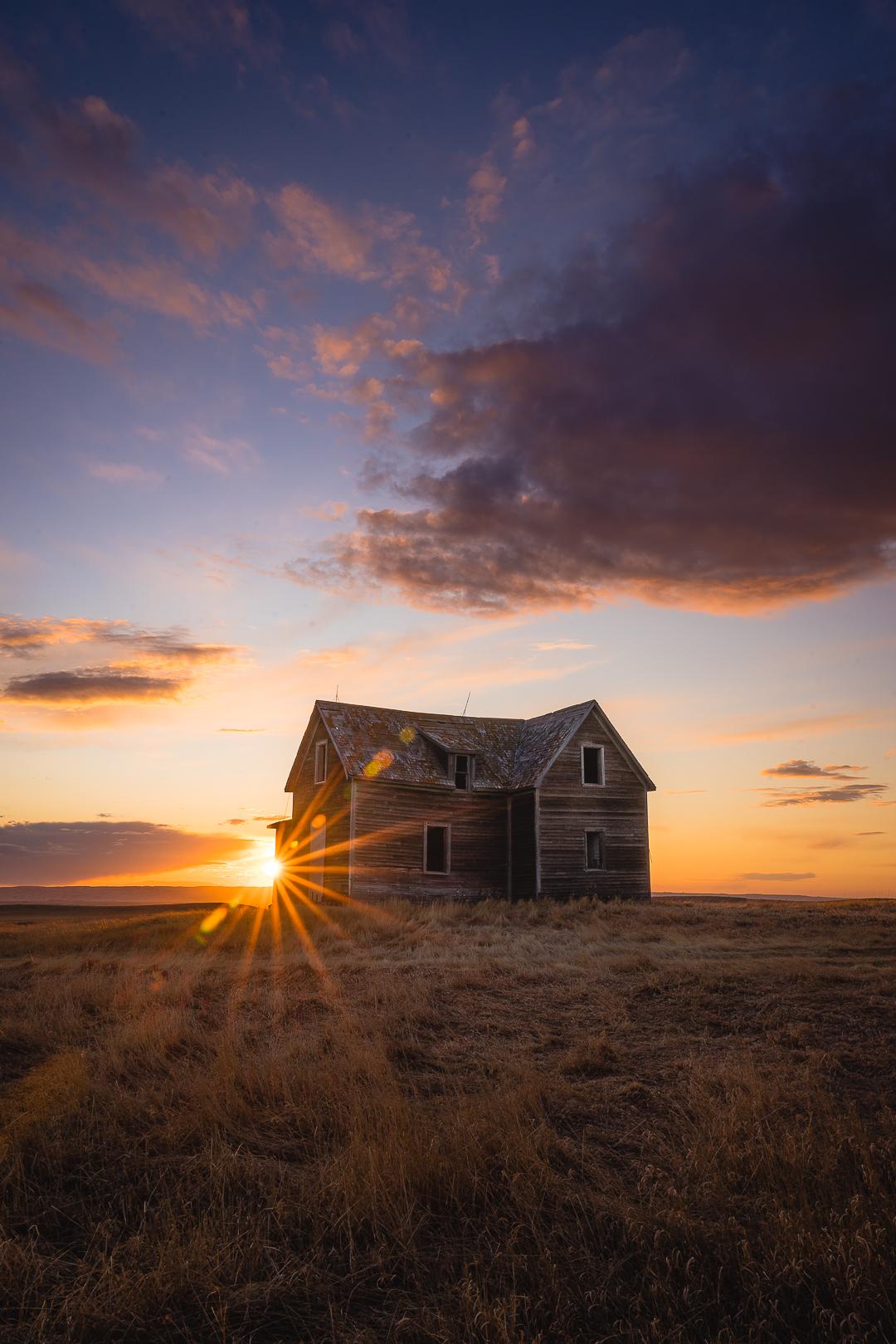 Prairie house sunset r/saskatchewan