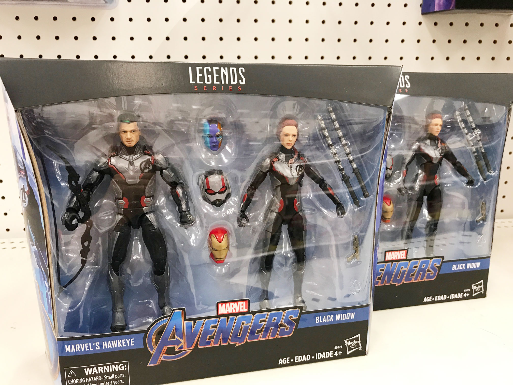 Endgame Hawkeye/Black Widow Marvel Legends two pack spotted r