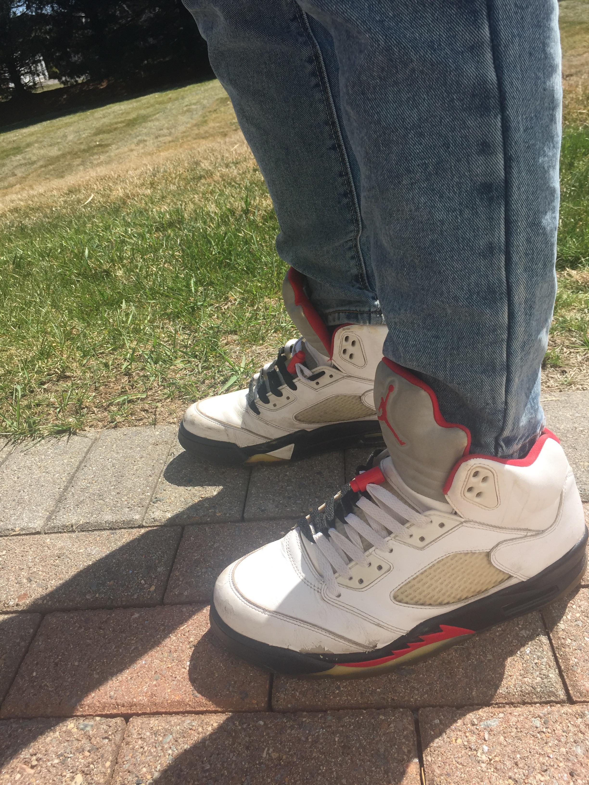 Daily beaters. Especially for a wide footer I stand by the Jordan 5’s