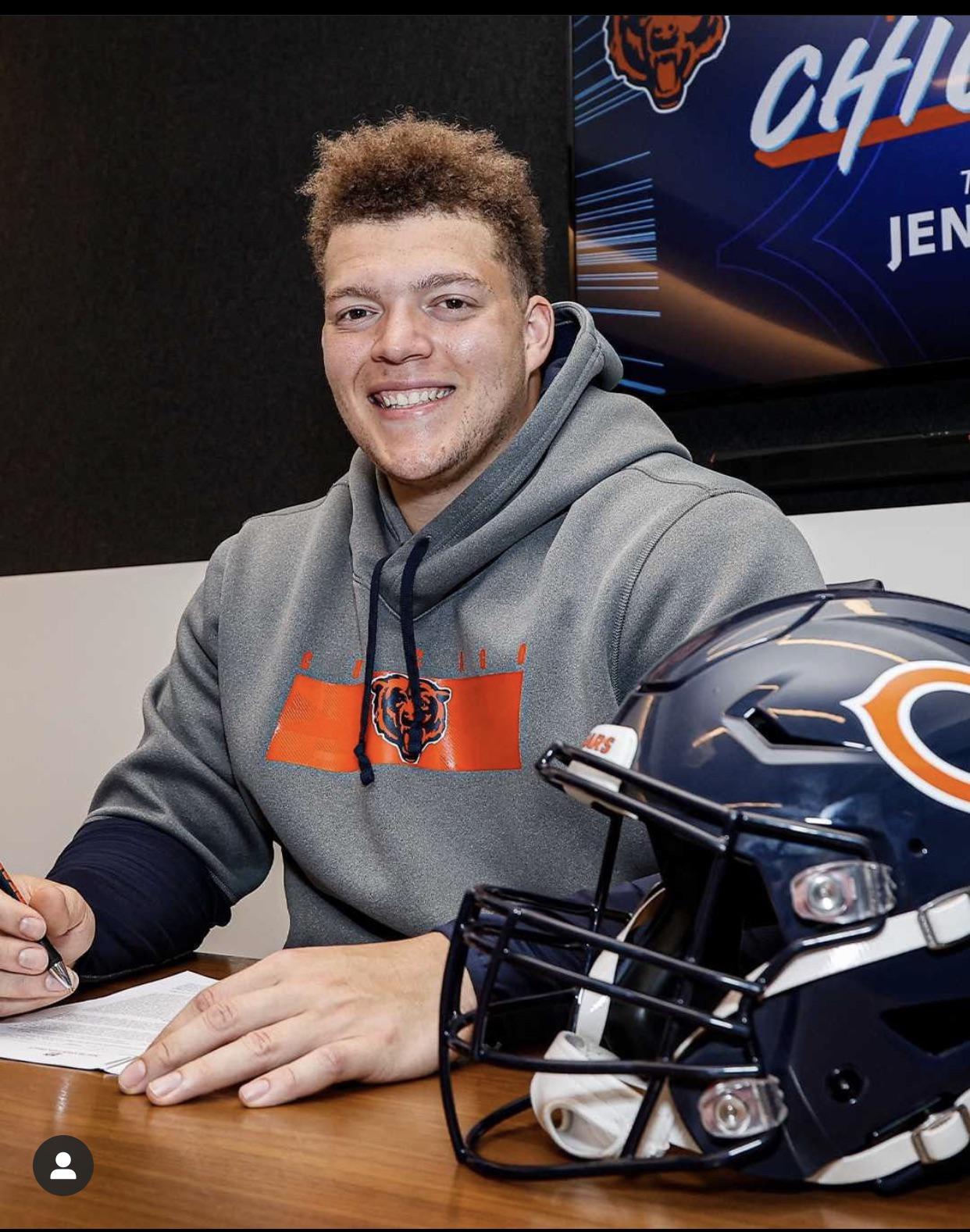That’s the smile of the future! Rookie LT Tevin Jenkins signs for
