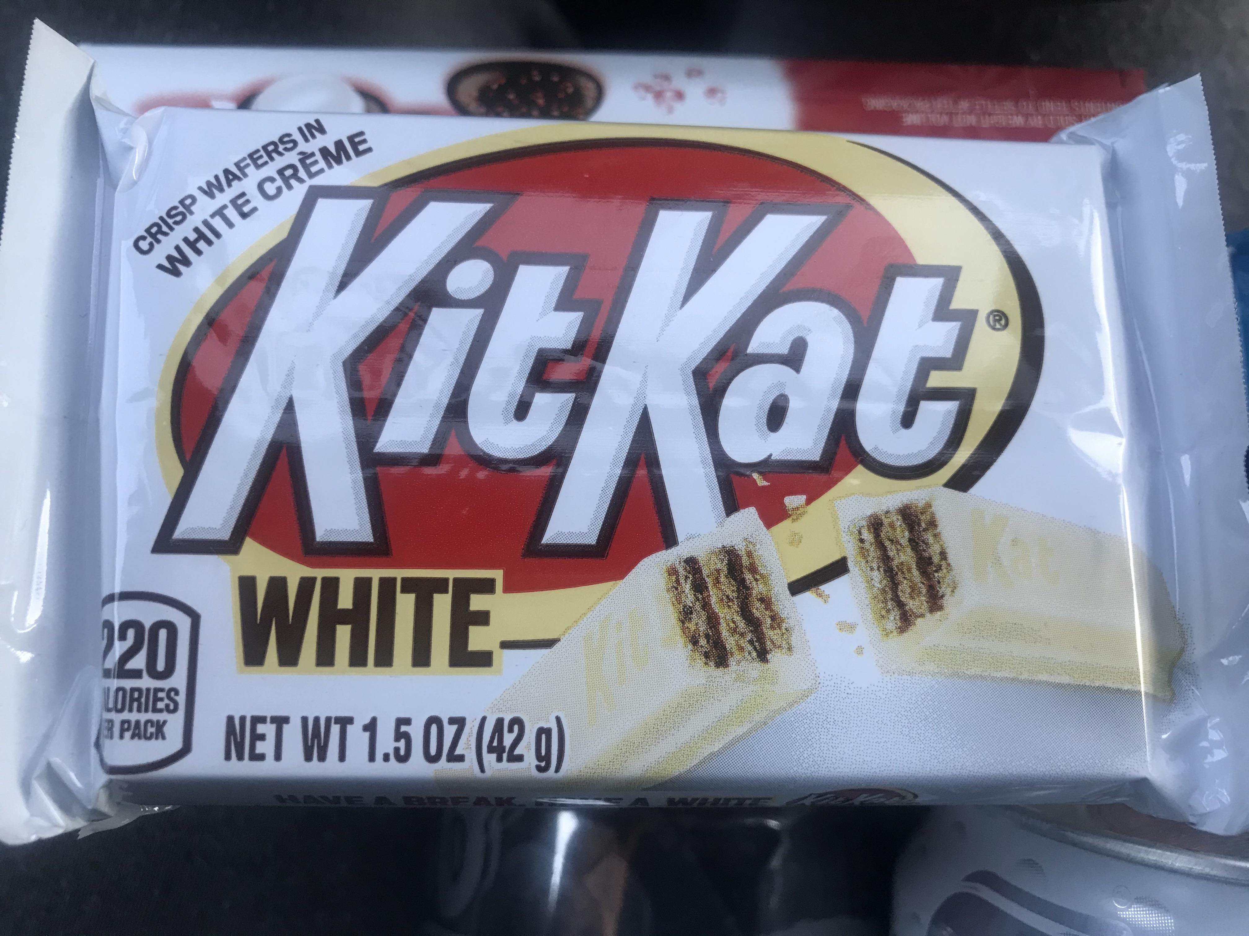 White chocolate Kit Kat is better than the original r/snacking