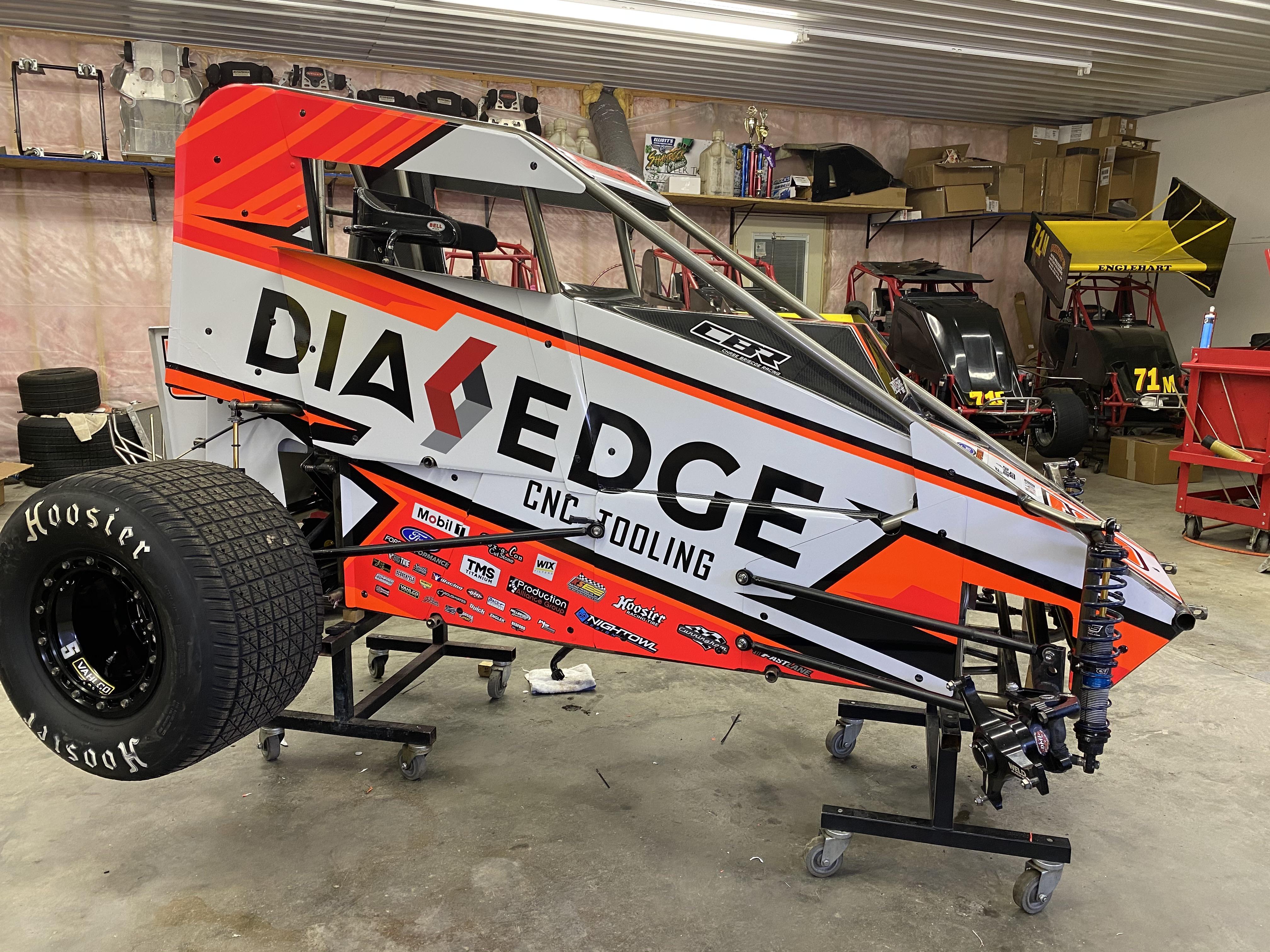 (OT) Chili Bowl and Gateway Dirt car coming together! r/NASCAR