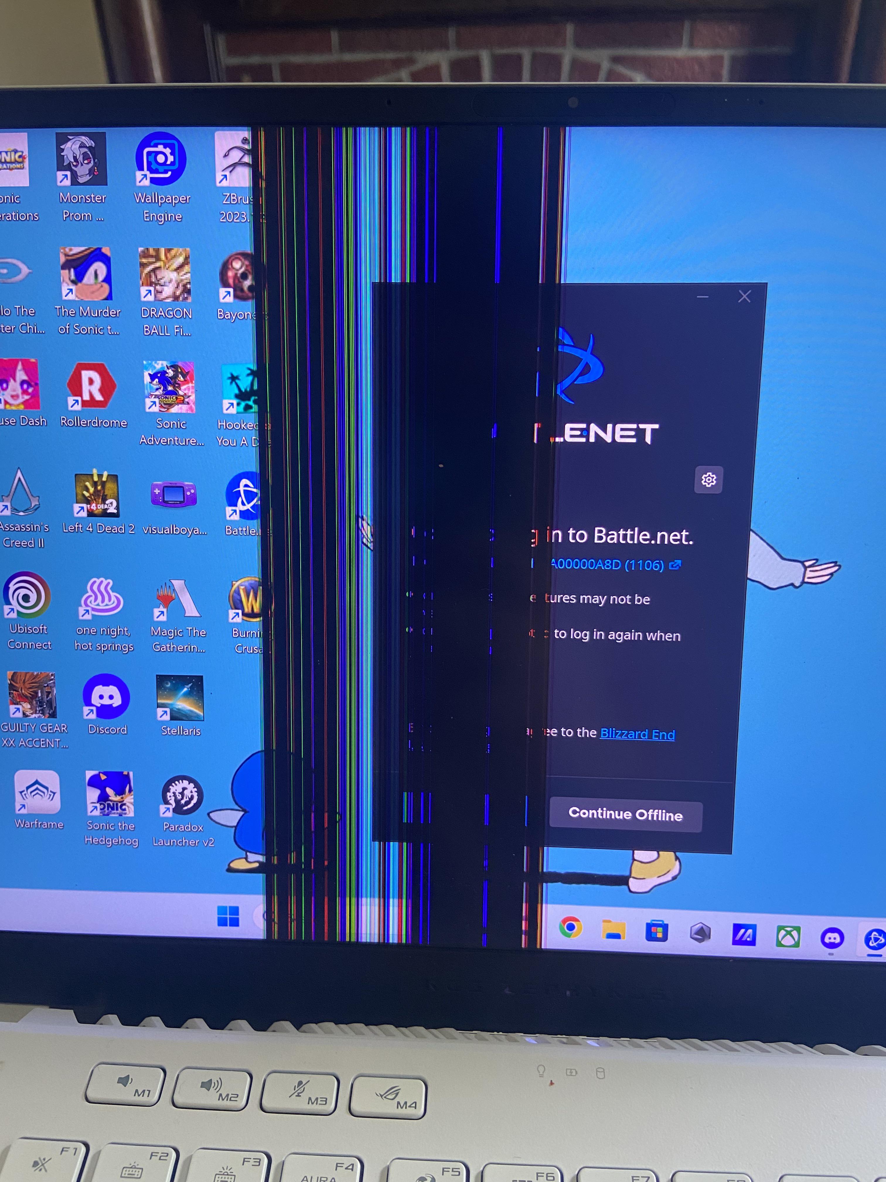 Does anyone know what could’ve caused this screen glitch? r/laptops