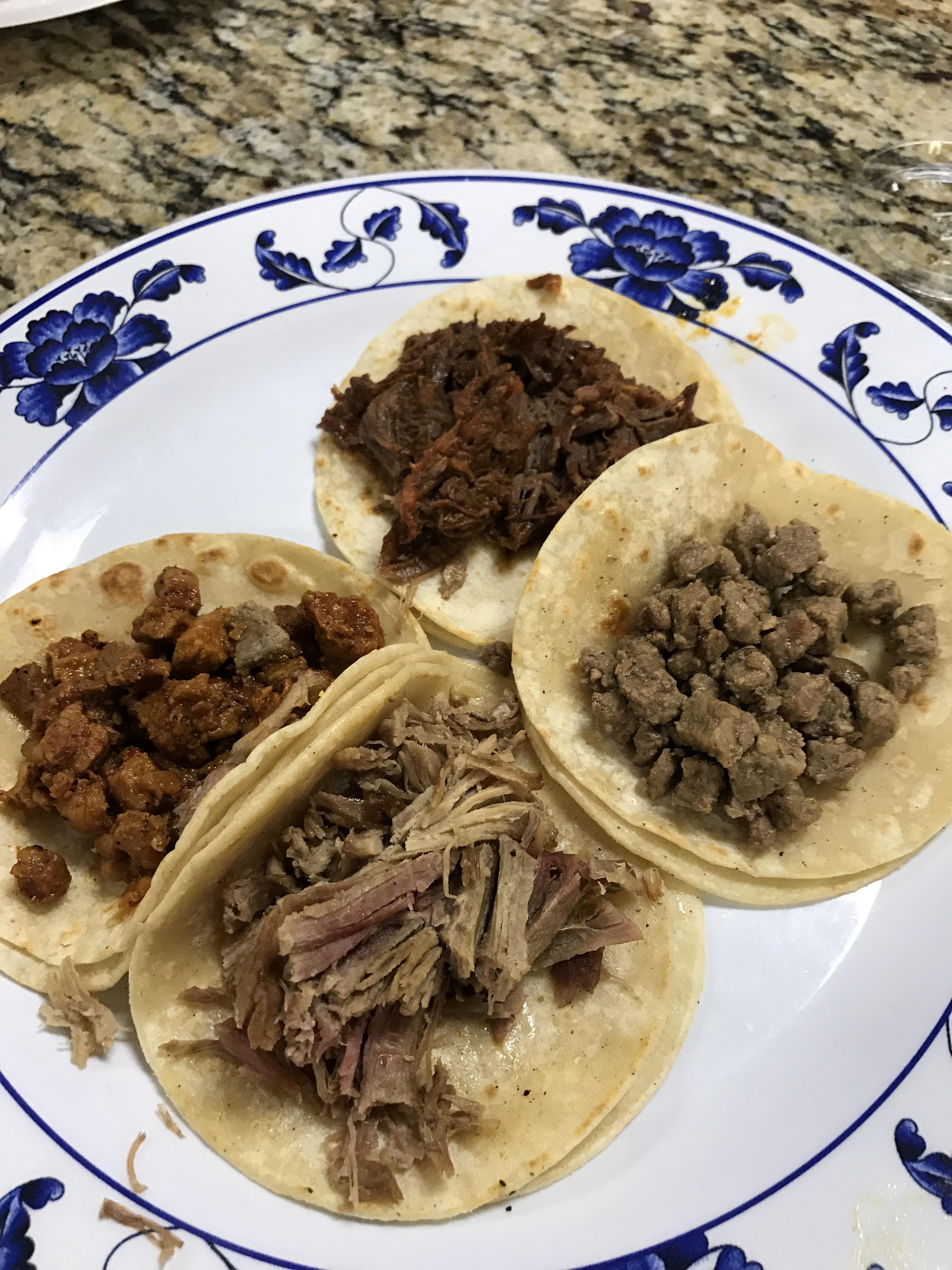 Taco Tuesday. Carnitas, carne asada, pastor, birria. [1960x1080] r