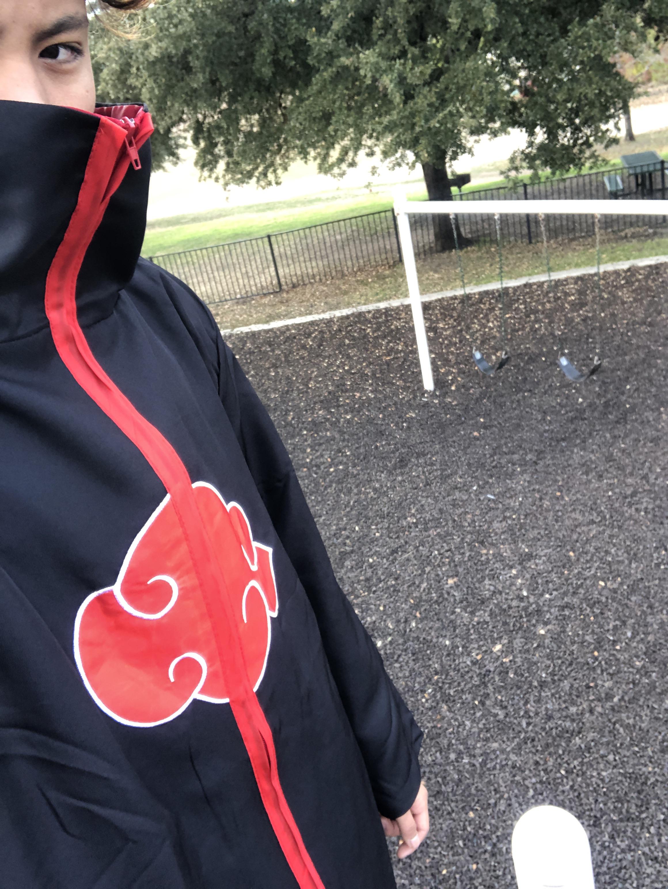 I got my Akatsuki cloak and it’s awesome! r/Naruto