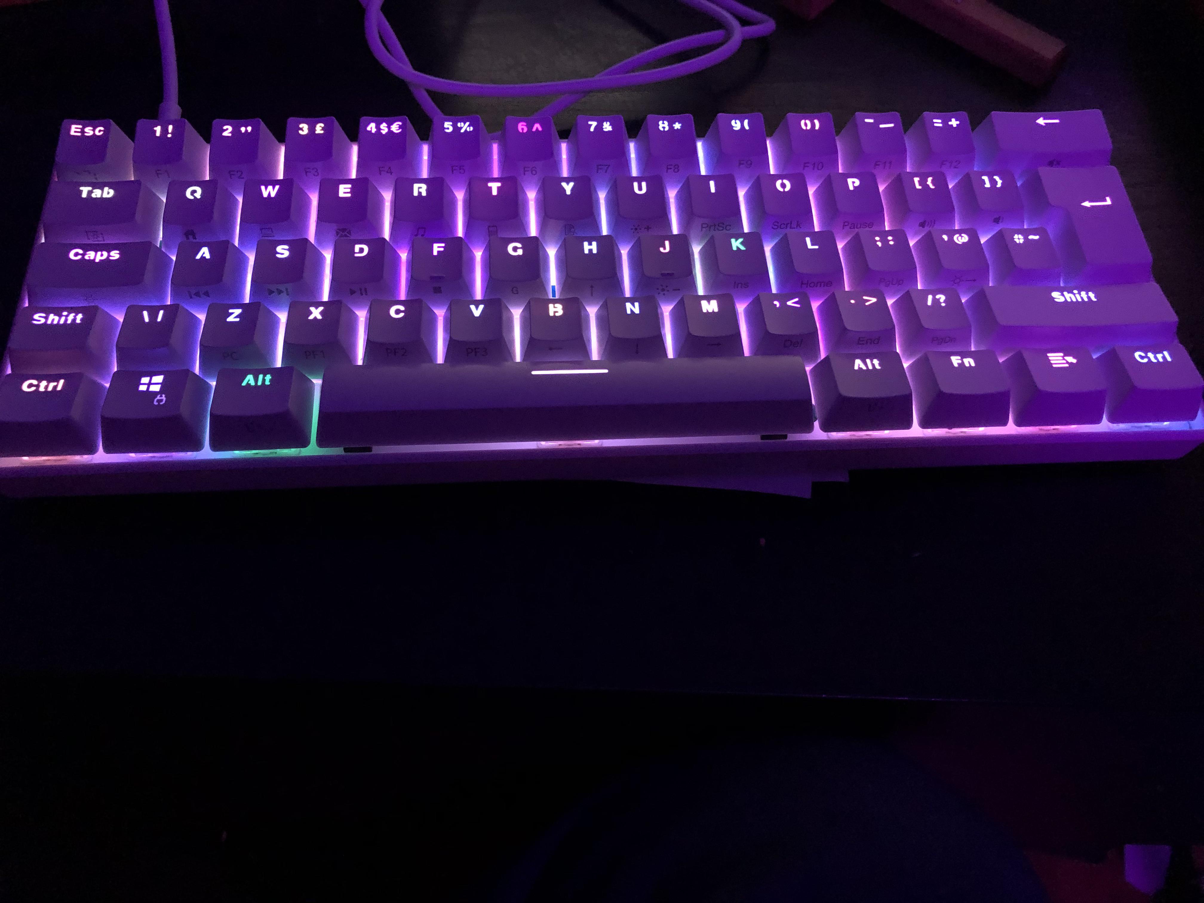 Help my mechanical keyboard (magic refiner mk 21) is making a ear