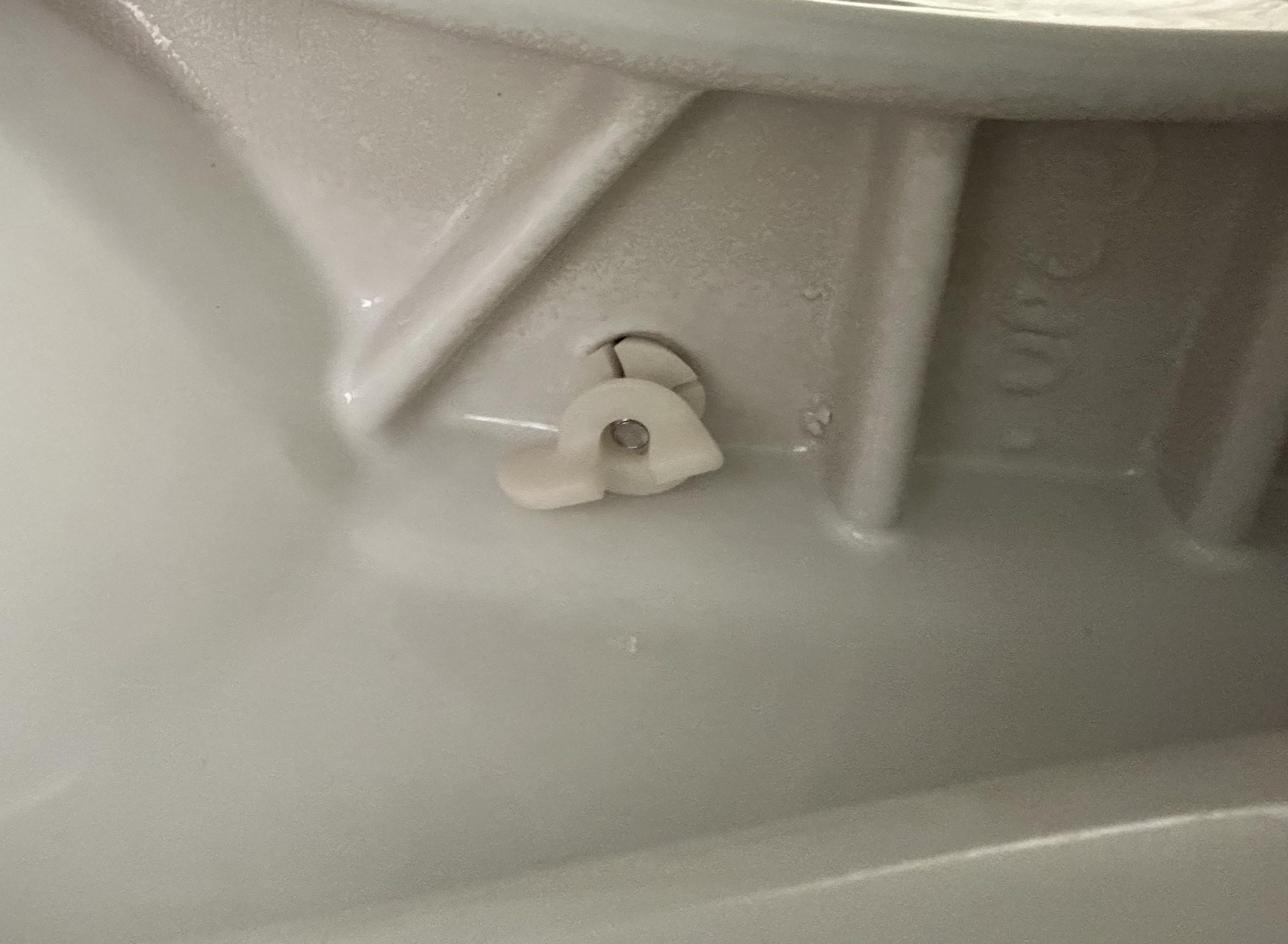 What kind of nut is this? I can’t install my bidet because the toilet