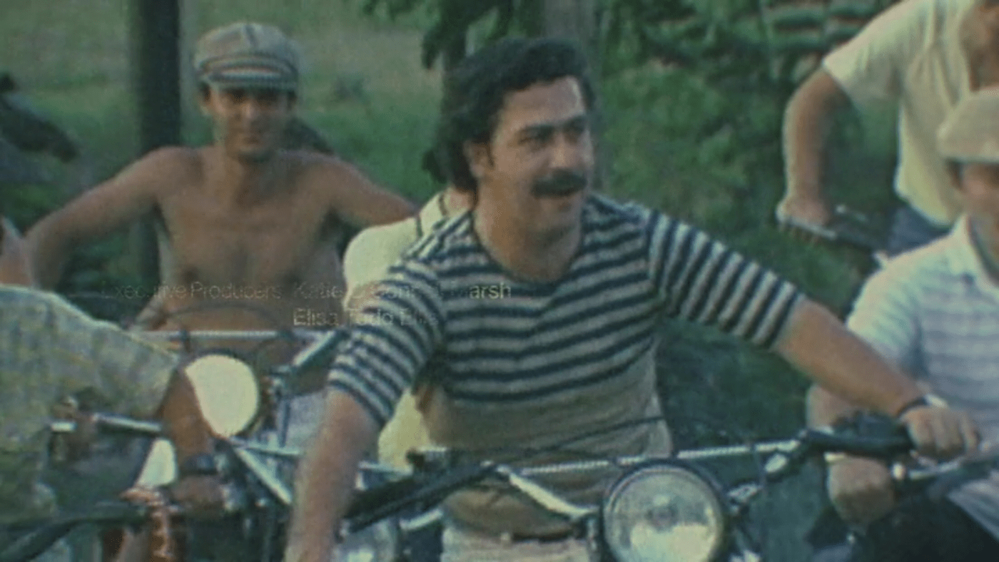 I saw this footage of Pablo driving motorcycle with Medellin members in