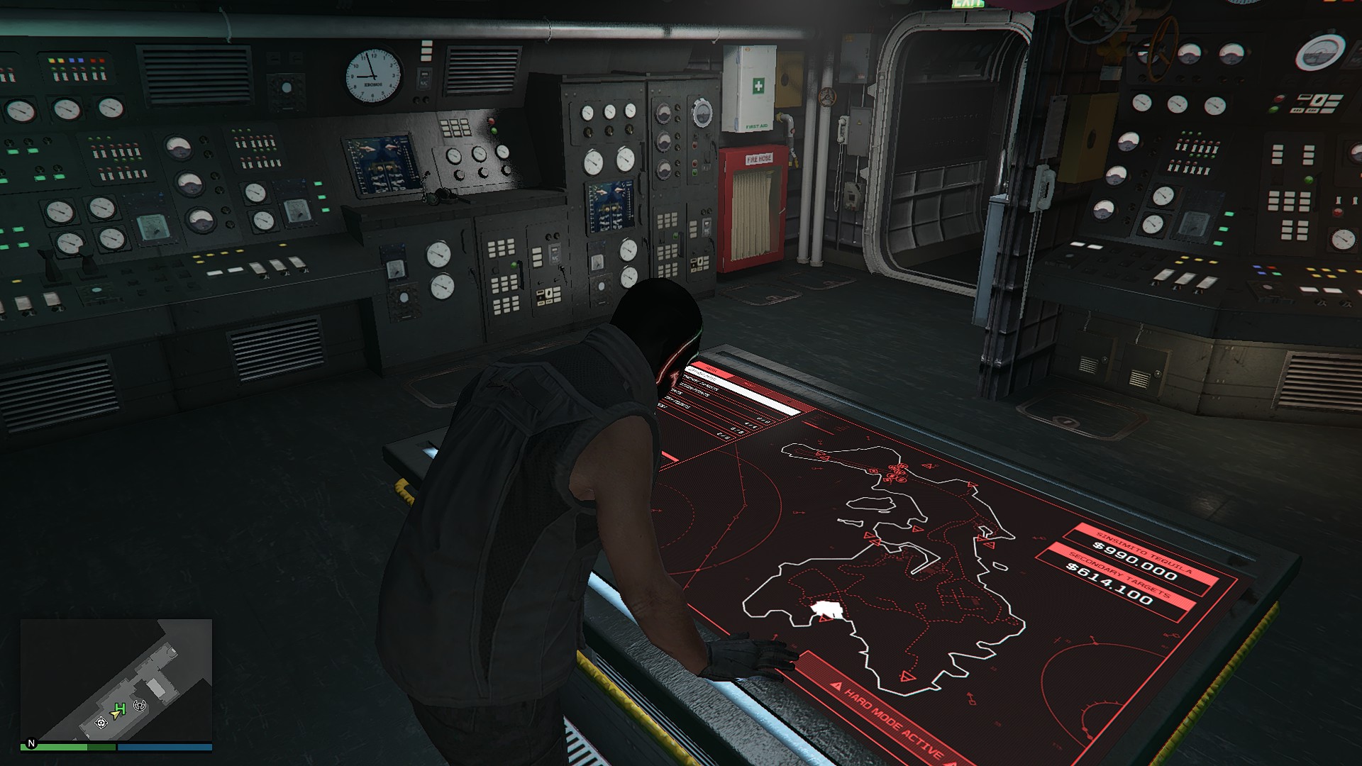 Cayo Perico heist; playing SOLO or with a TEAM, which is ideal? r