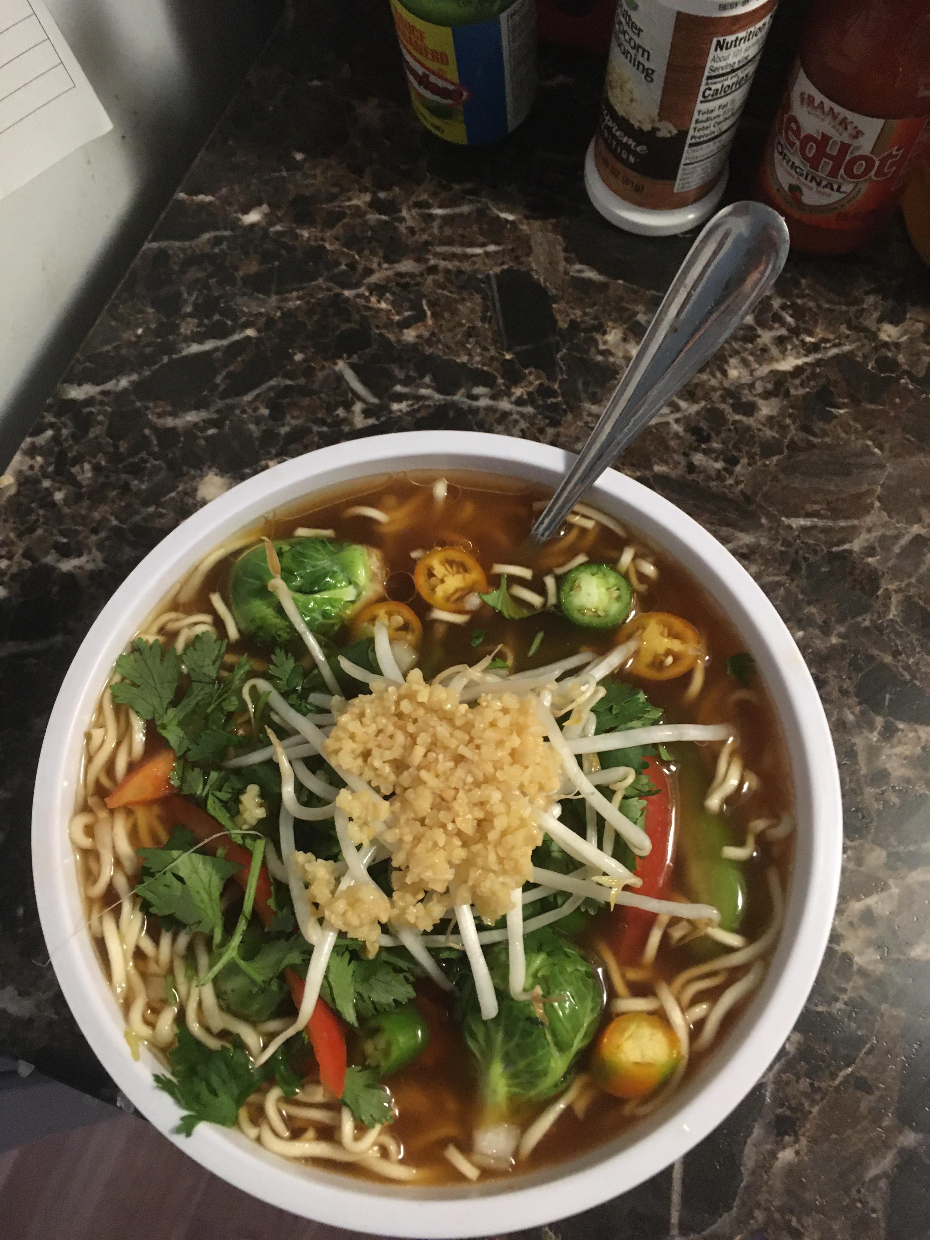 Fucked around with the Maruchan Gold soy sauce ramen. So glad I made