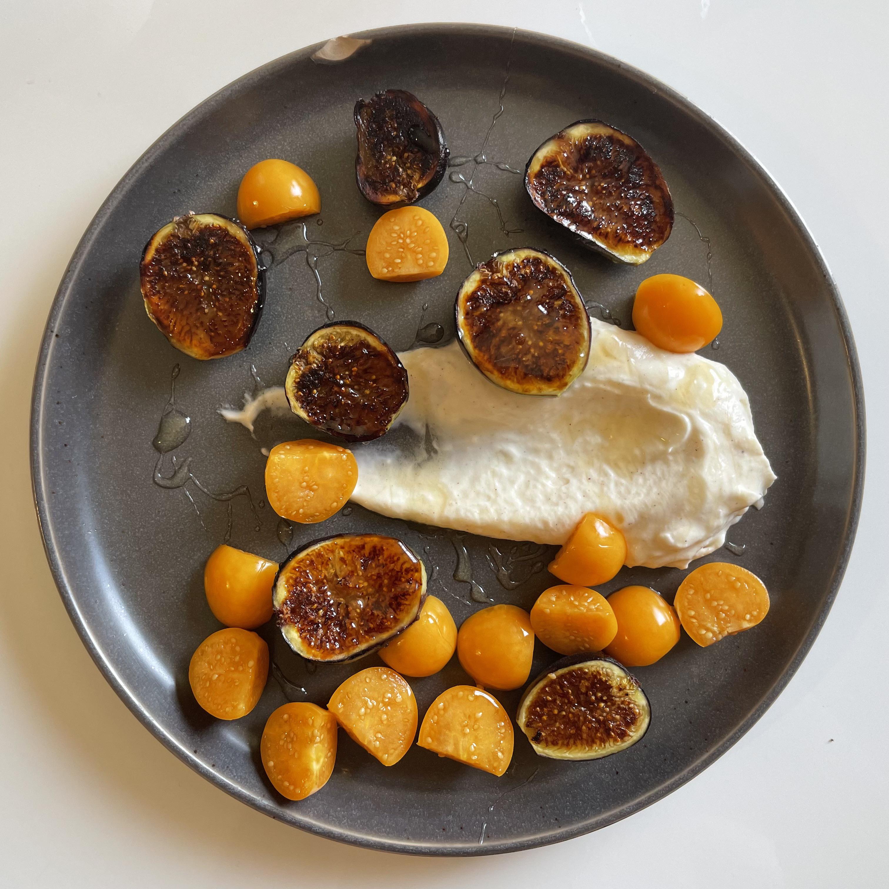 [homemade] Seared Figs, Gooseberries, Whipped Creme Fraiche and Local