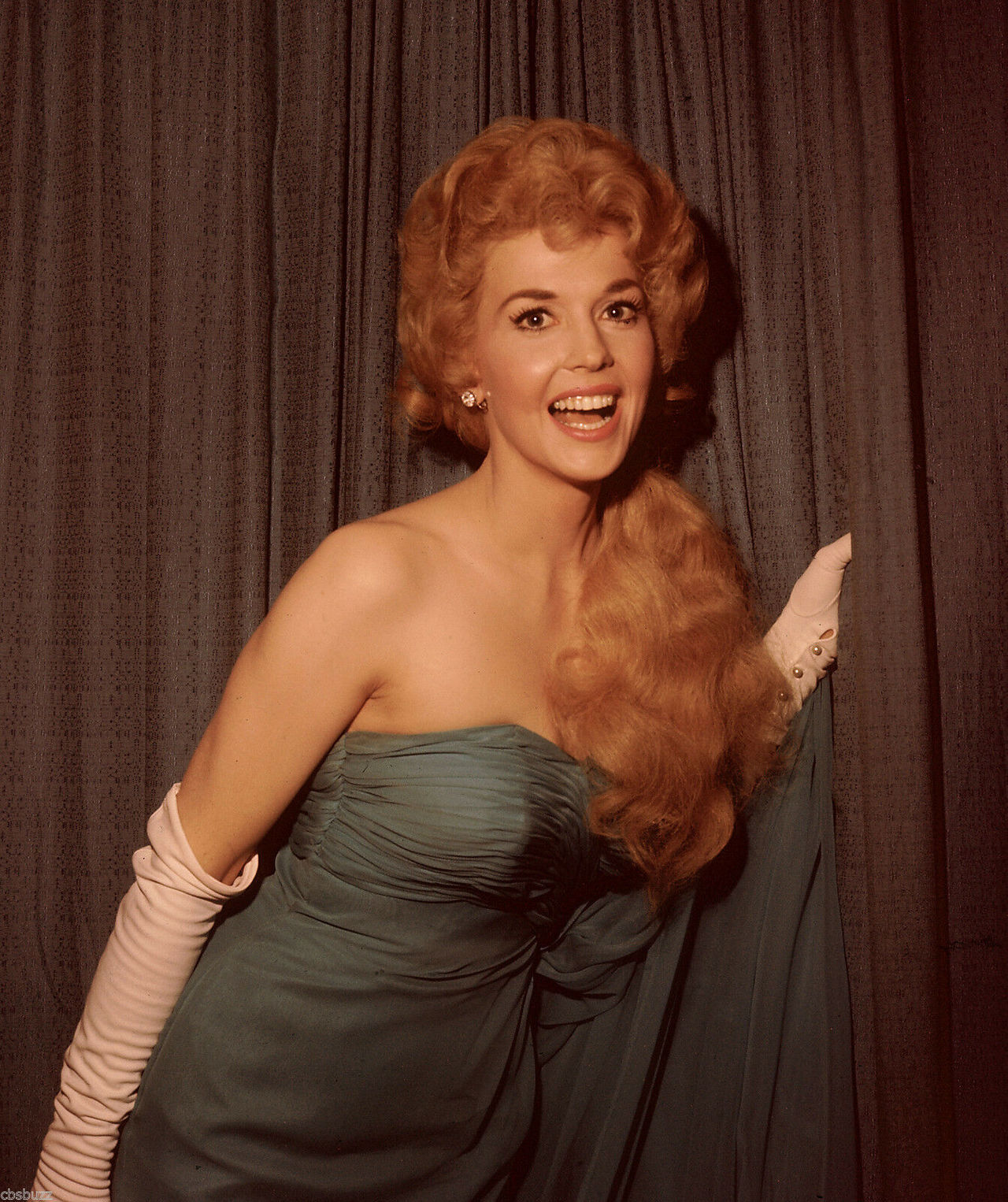 Donna Douglas, 1960s : vgb