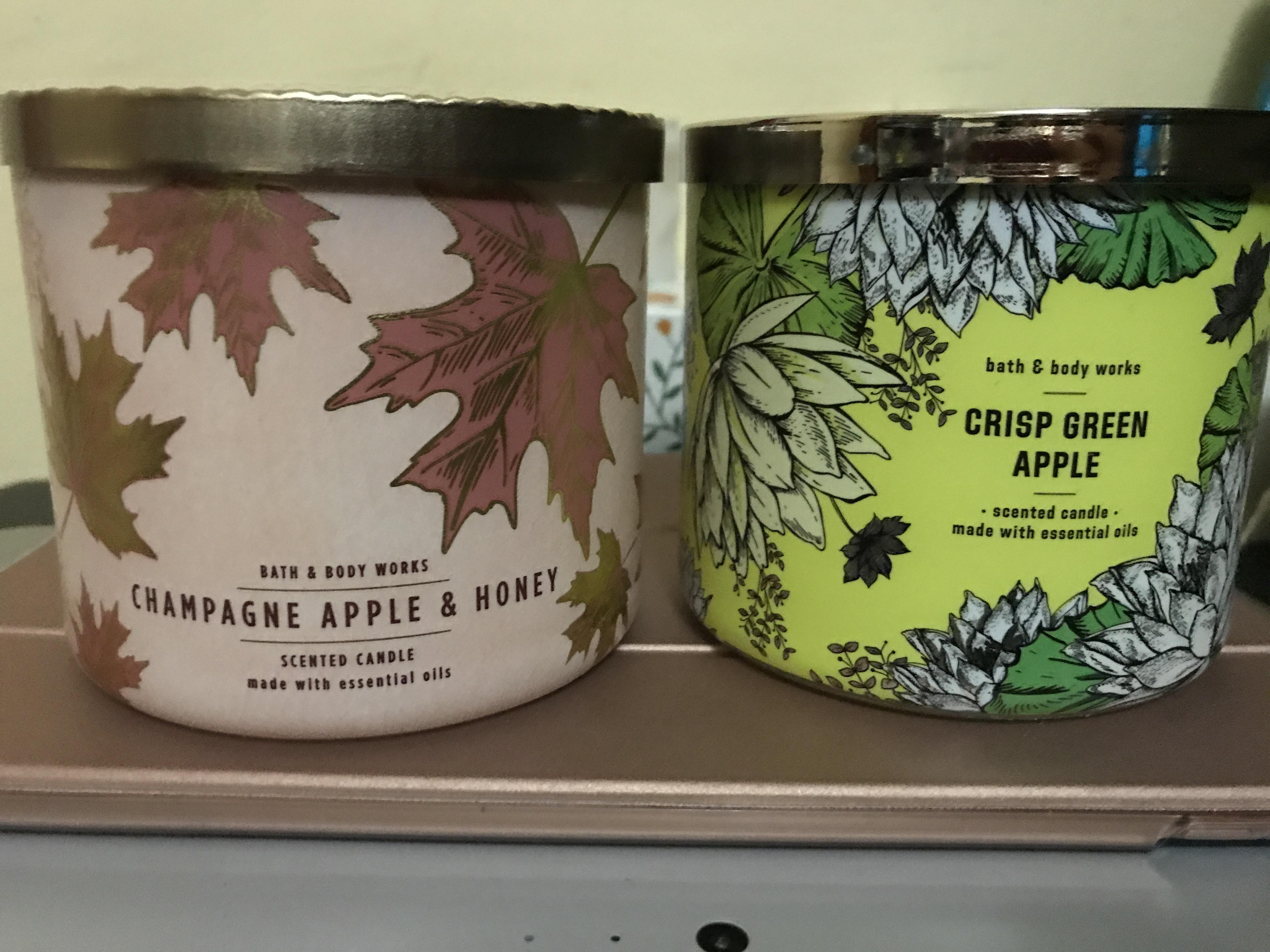 Received my order, but one candle came broken 🙄 (at least these two