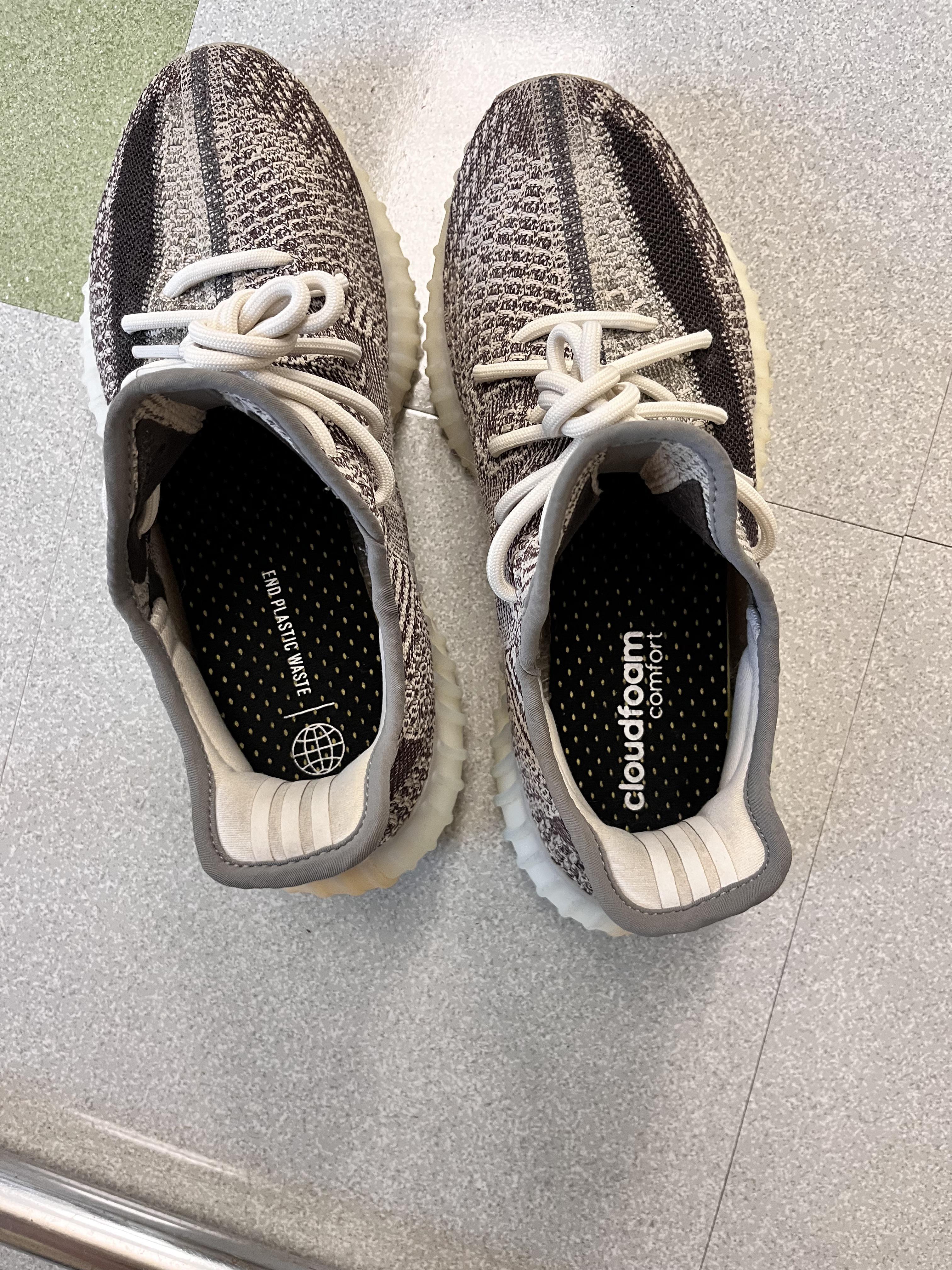 Insole swap. Best decision ever r/yeezys