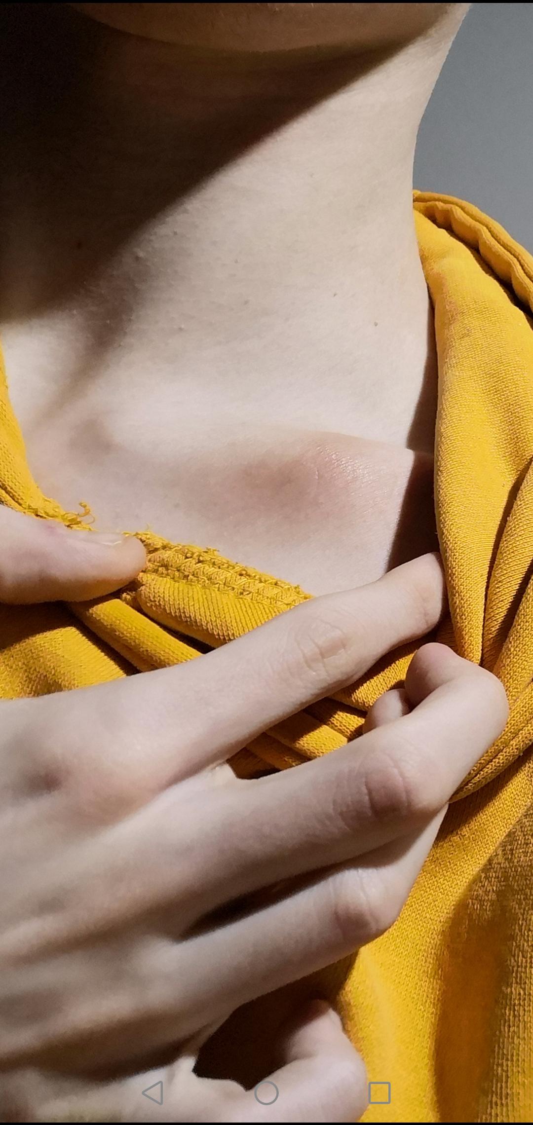 Can lymph node be swollen under muscle?Like you feel fatty muscle