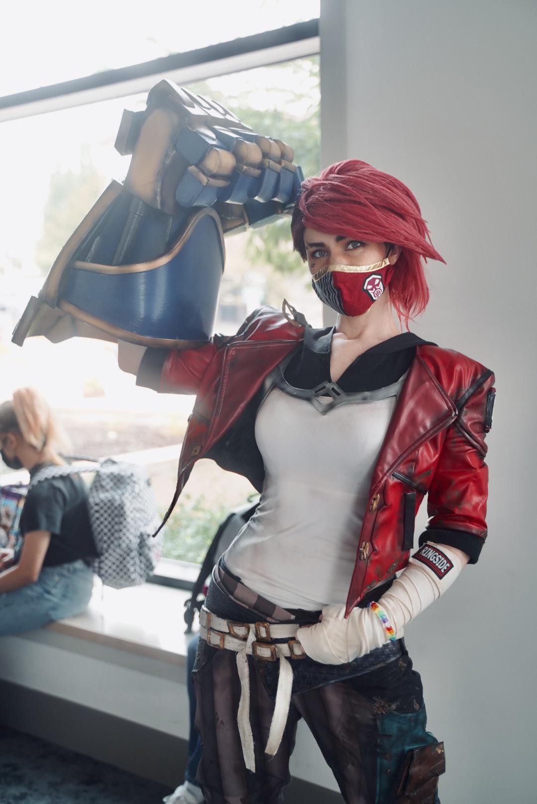 Vi Cosplay