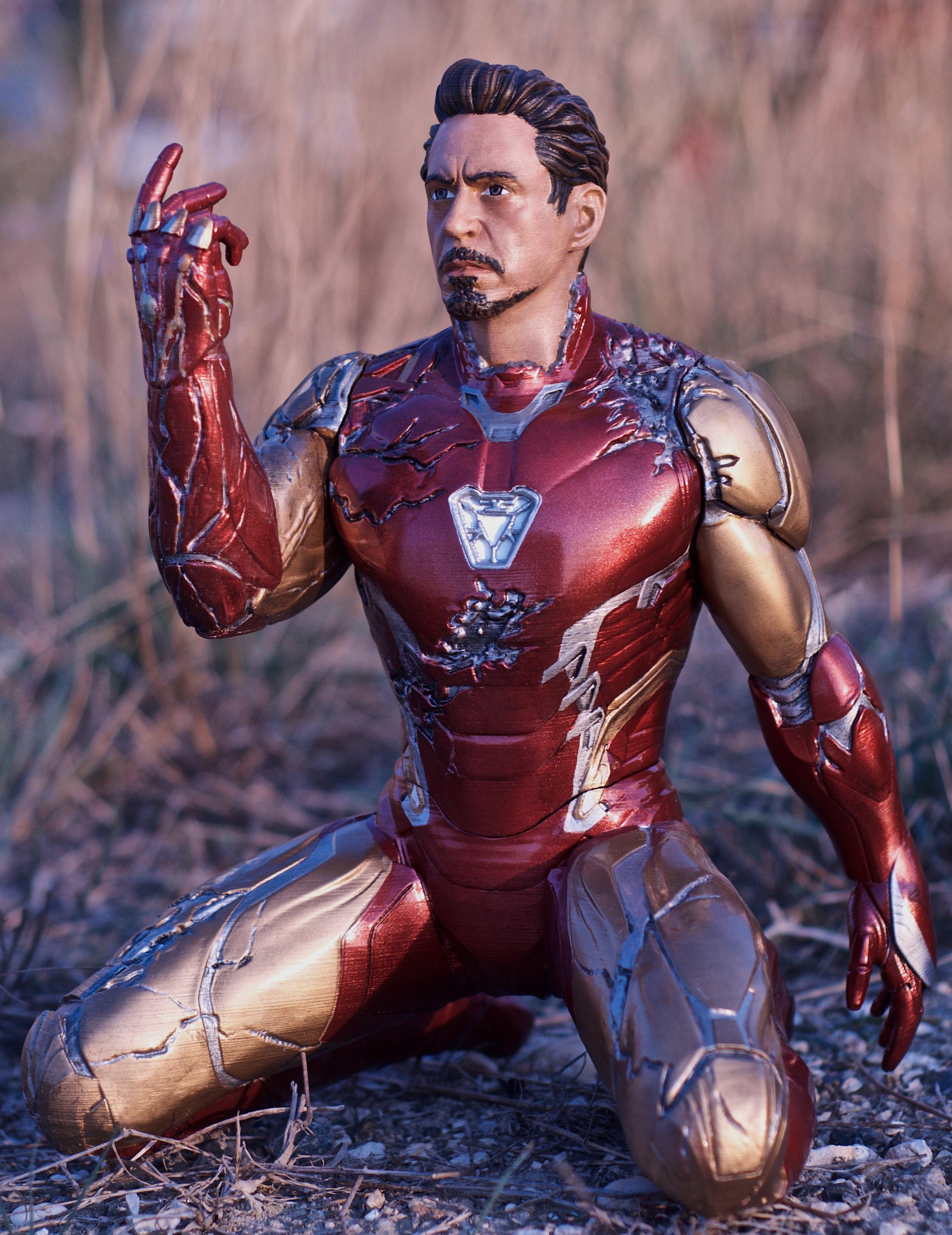I 3D Printed and Painted the iconic "I am Iron Man" scene from Avengers
